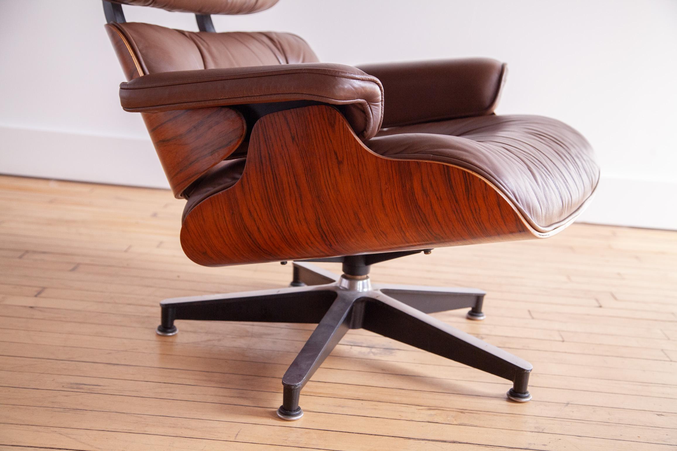 20th Century Eames Lounge Chair and Ottoman Rosewood and Brown Leather For Sale