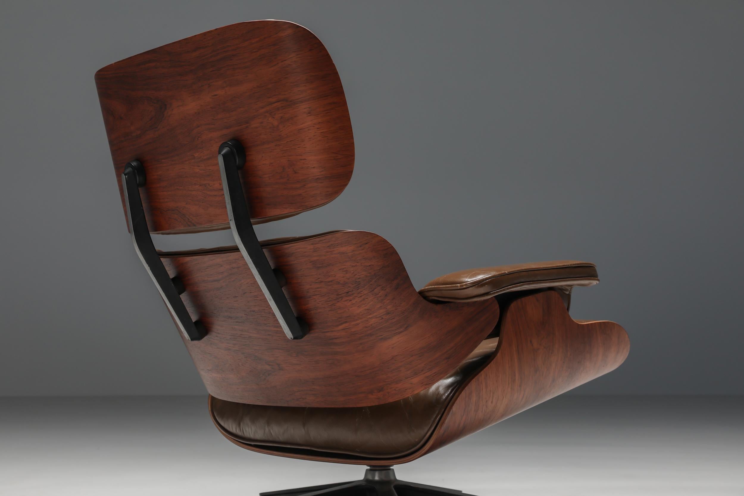 Eames Lounge Chair in Brown with Ottoman for Herman Miller, 1960's In Good Condition In Antwerp, BE