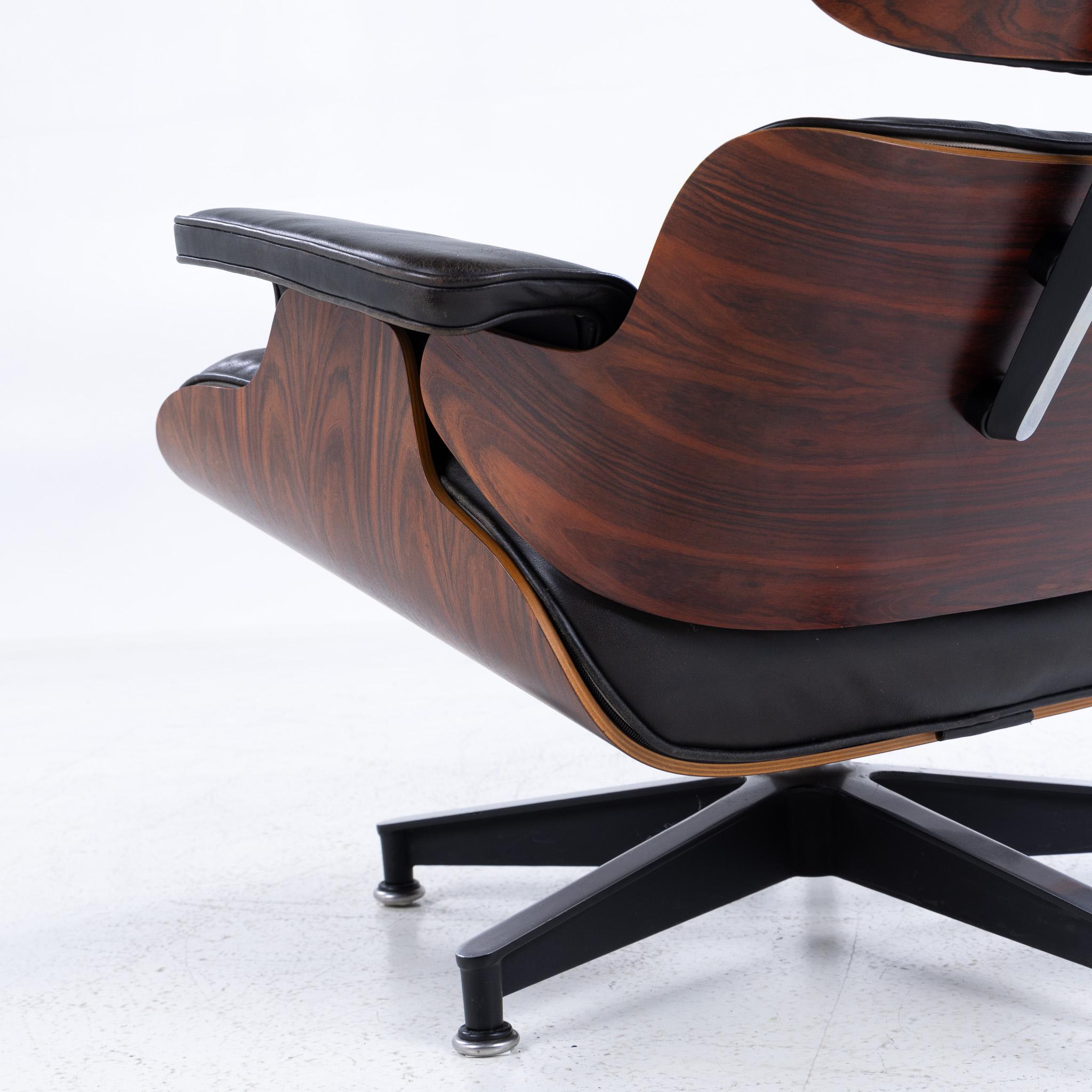 Eames Loungesessel aus Palisanderholz von Charles & Ray Eames (amerikanisch)
