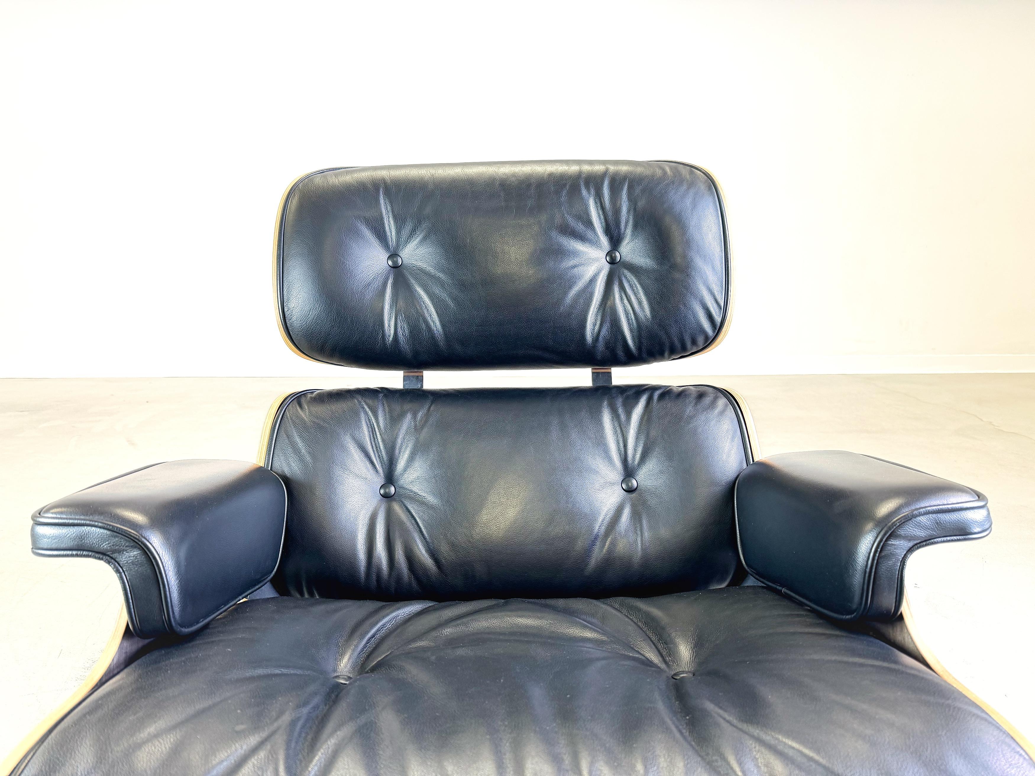 Eames Lounge chair Vitra armchair incl. ottoman black 7