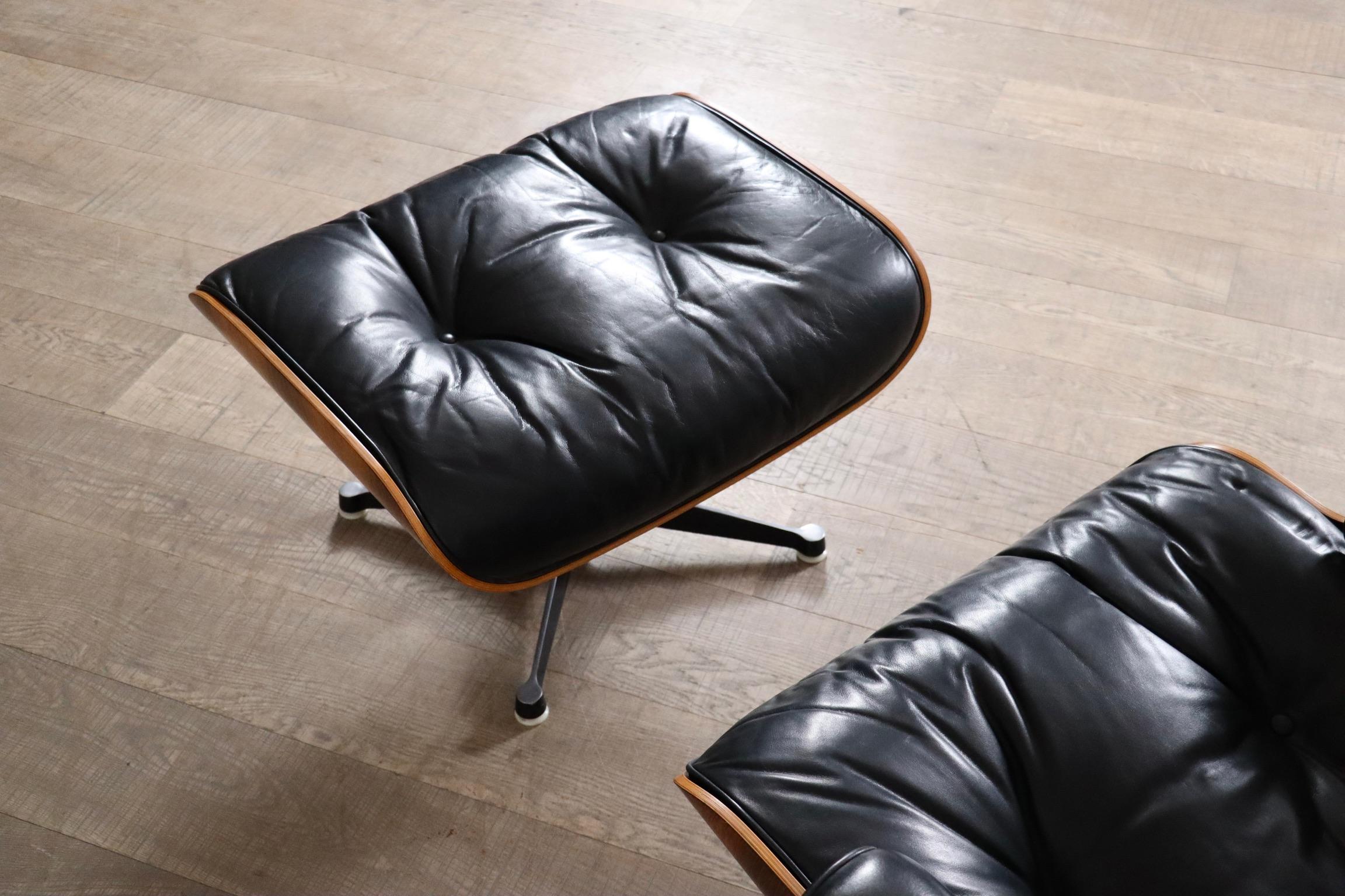 Sedia da salotto Eames con ottomana di Charles and Ray Eames per Herman Miller, 1970 1