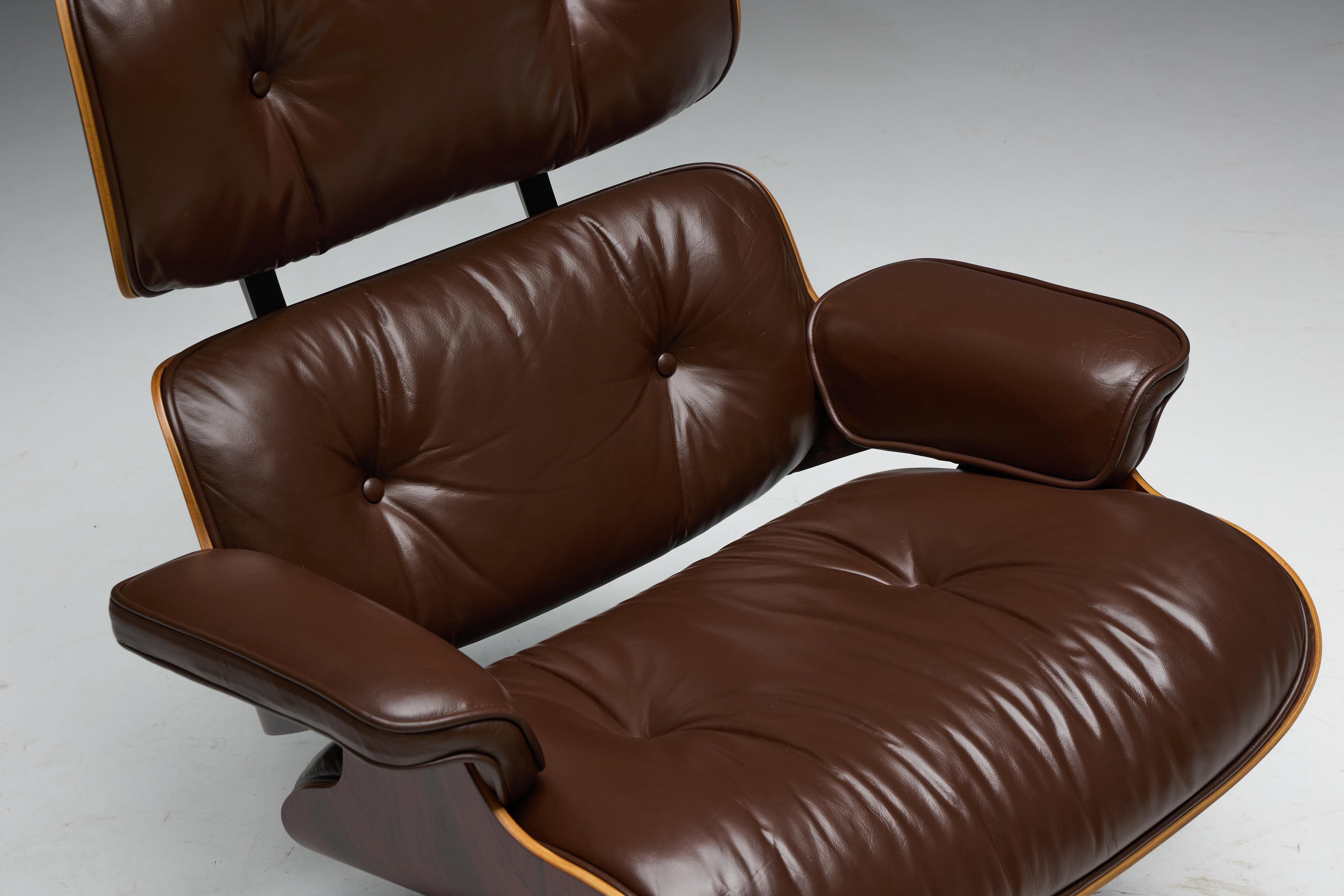 Eames Lounge Chair with Ottoman for Herman Miller, United States, 1970s For Sale 10