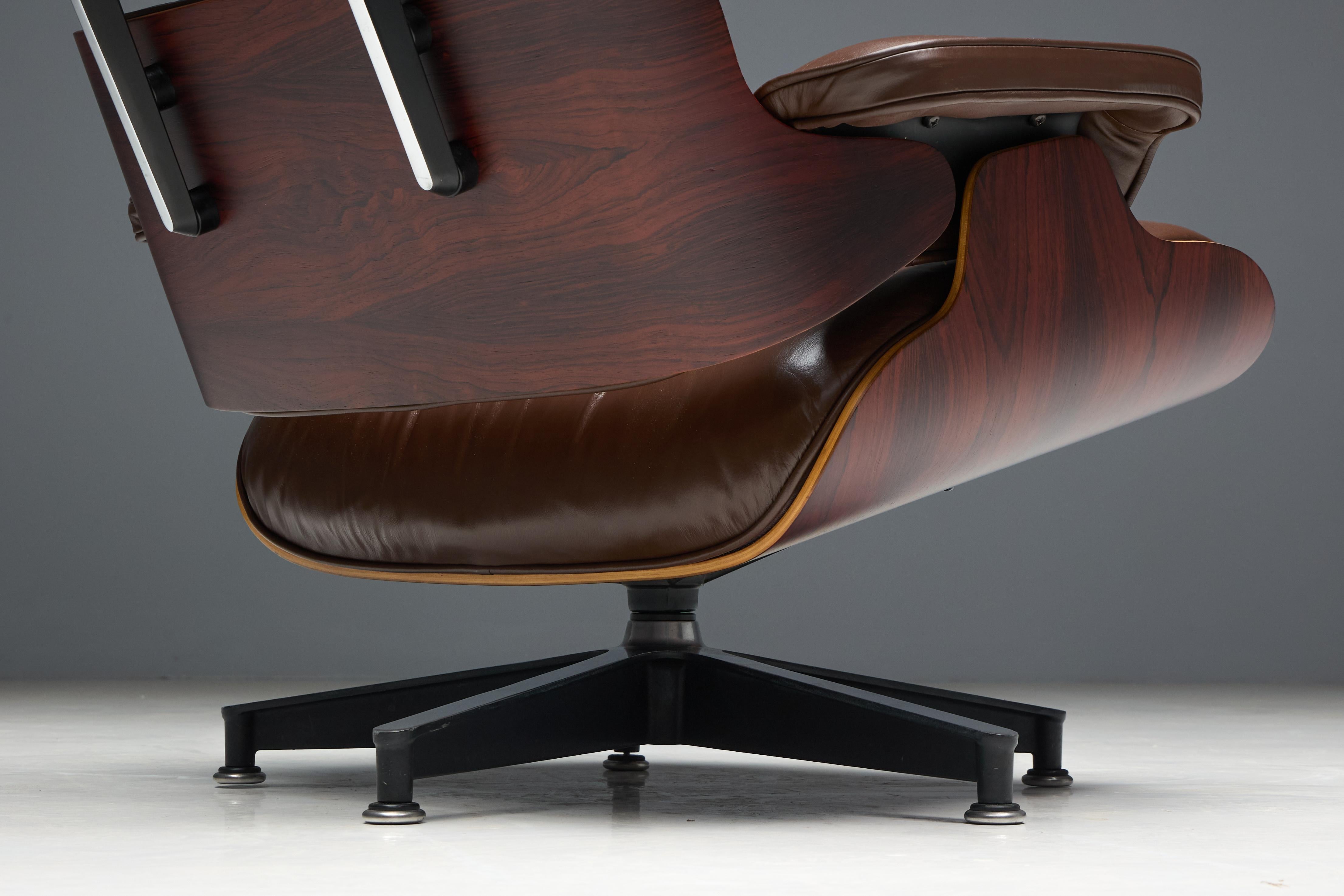 Eames Lounge Chair with Ottoman for Herman Miller, United States, 1970s For Sale 12
