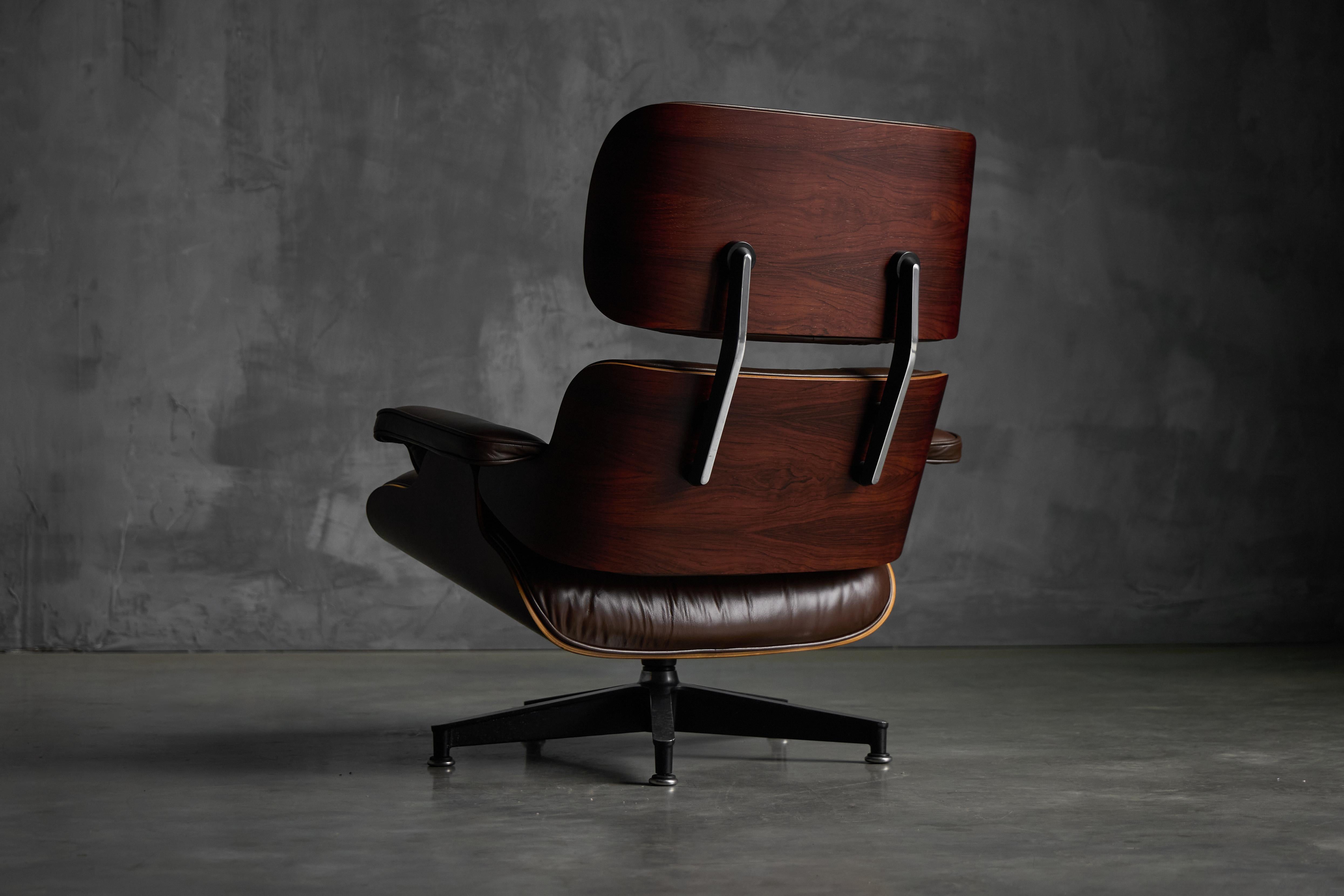 Eames Lounge Chair with Ottoman for Herman Miller, United States, 1970s In Excellent Condition For Sale In Antwerp, BE
