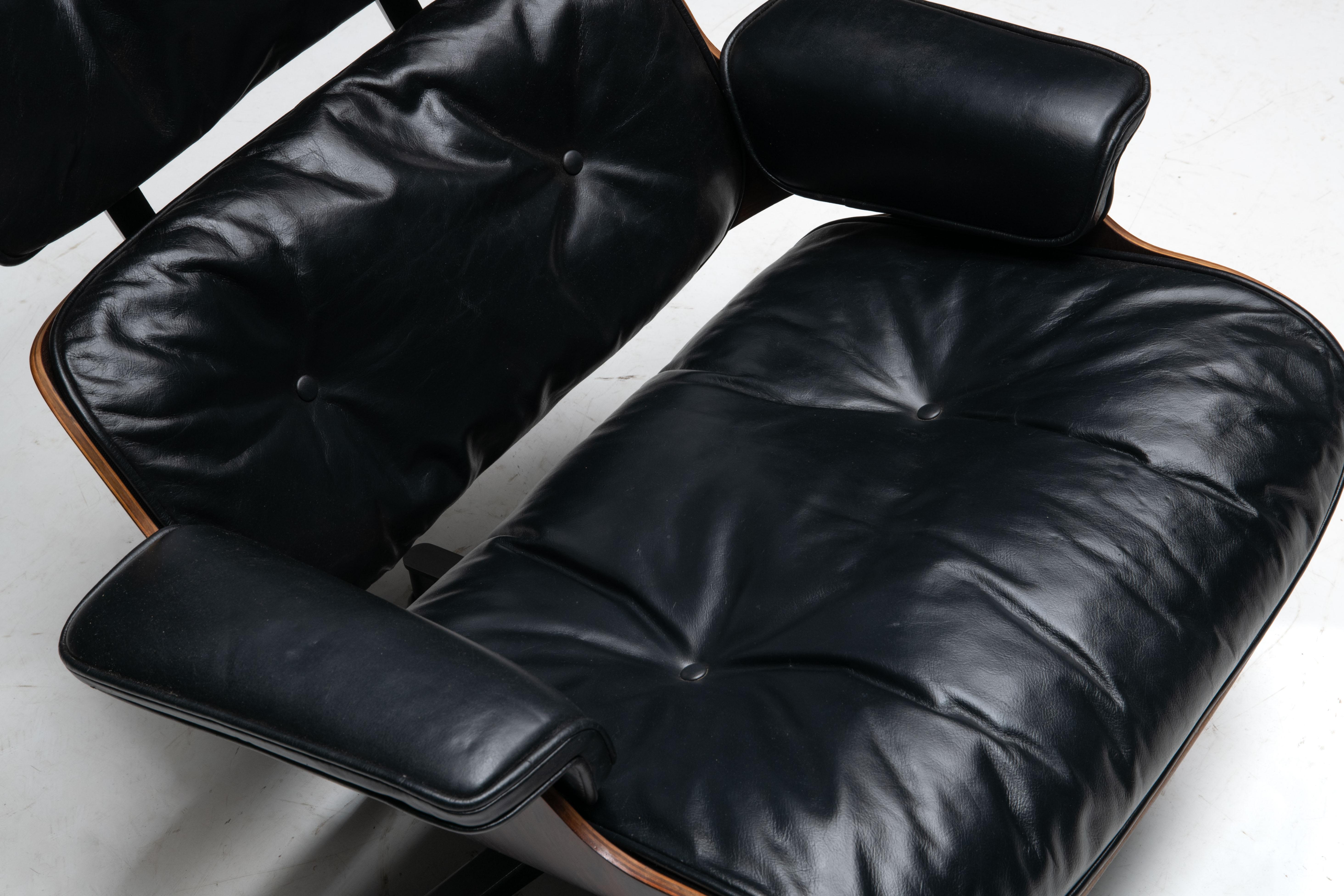 Eames Lounge Chair with Ottoman for Herman Miller, United States, 1957 For Sale 7