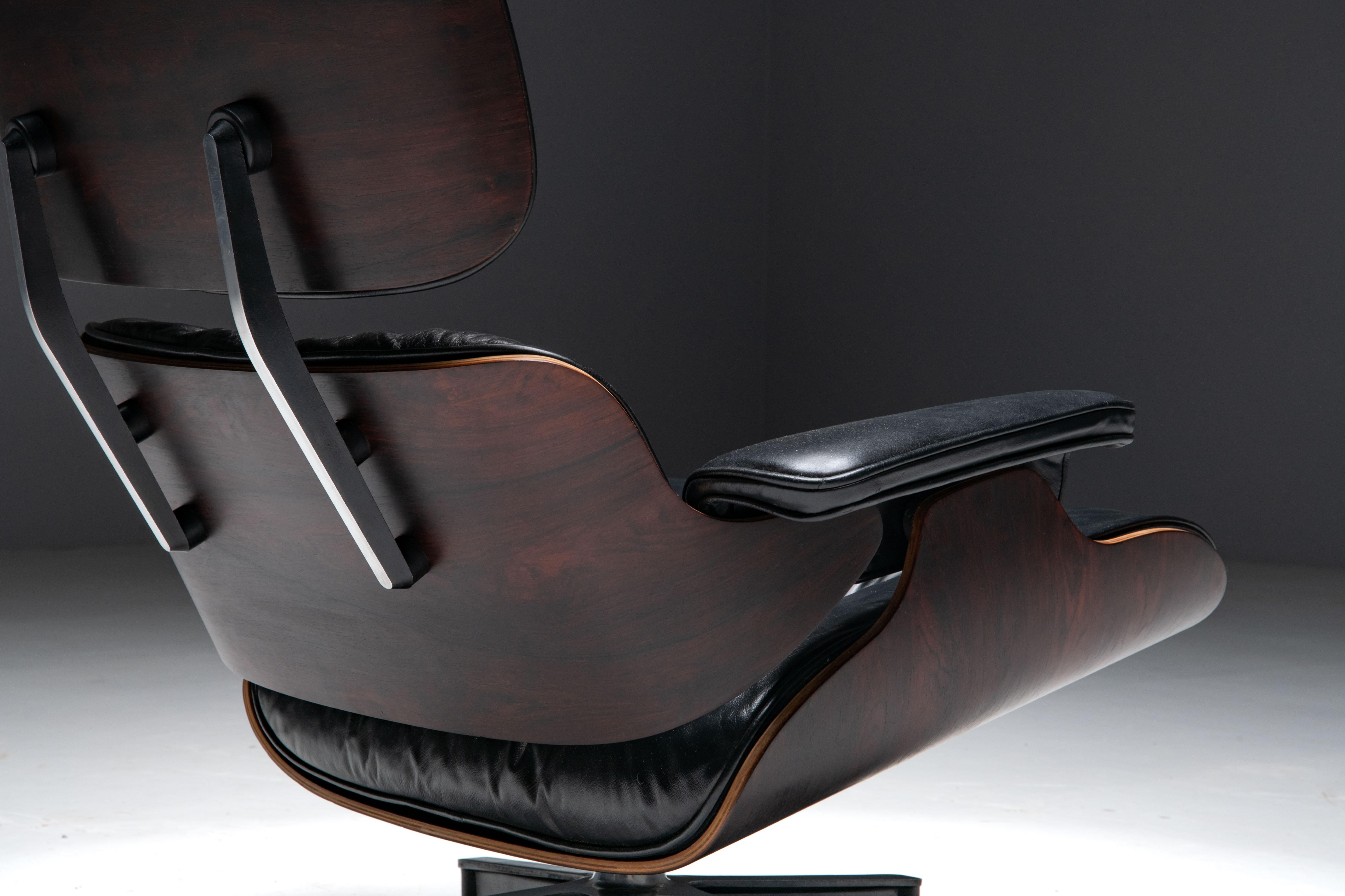 Mid-19th Century Eames Lounge Chair with Ottoman for Herman Miller, United States, 1957 For Sale