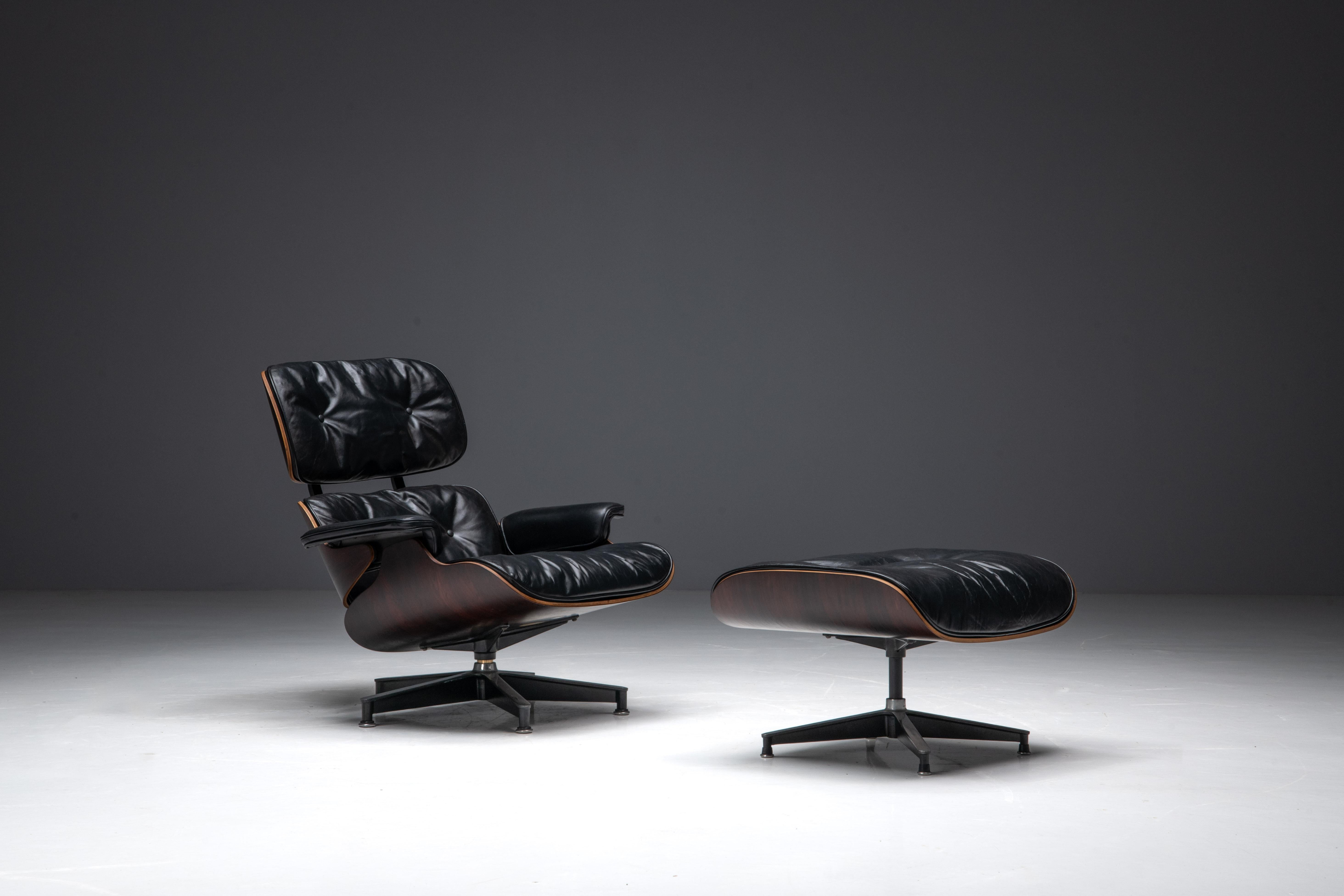 Leather Eames Lounge Chair with Ottoman for Herman Miller, United States, 1957 For Sale