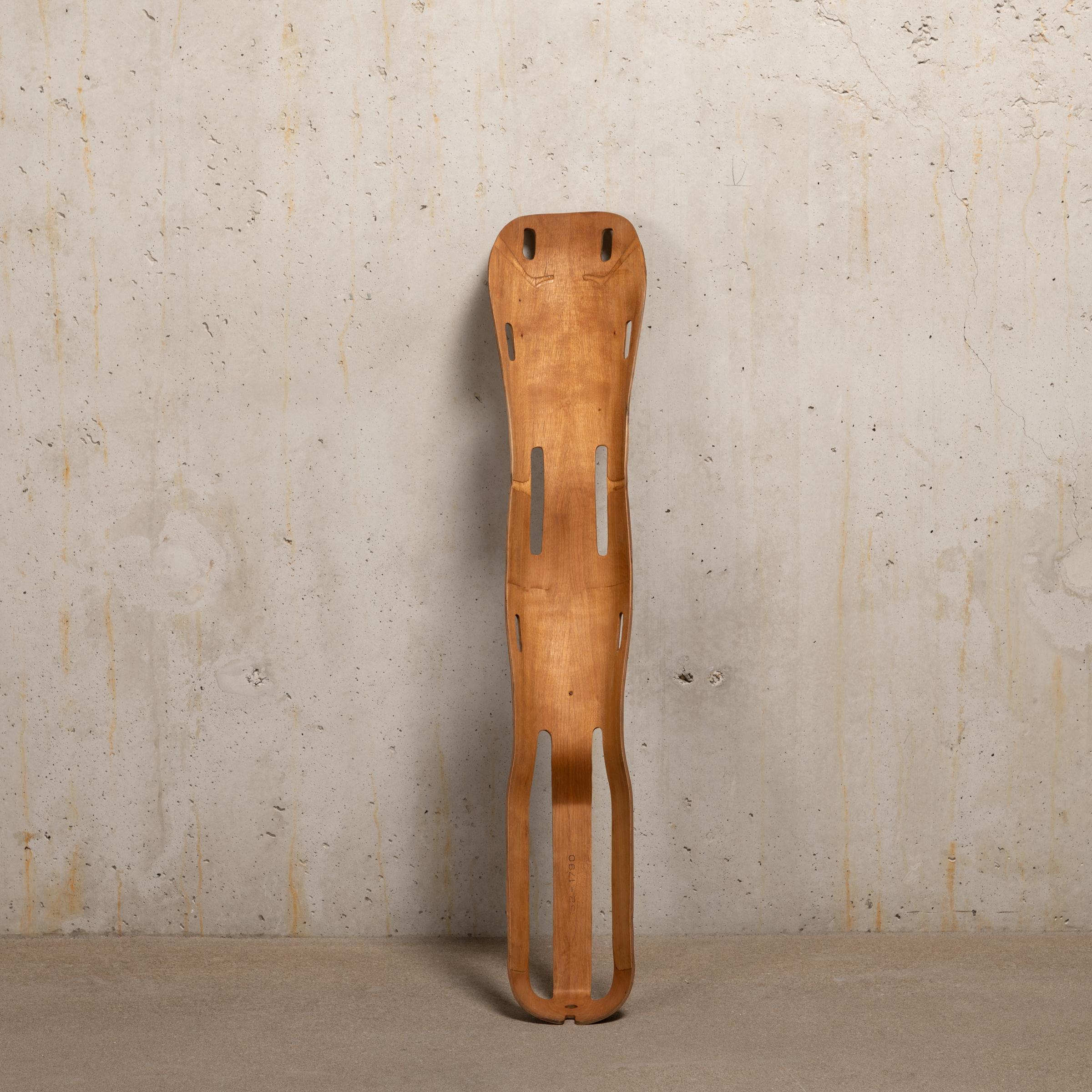 eames leg splint