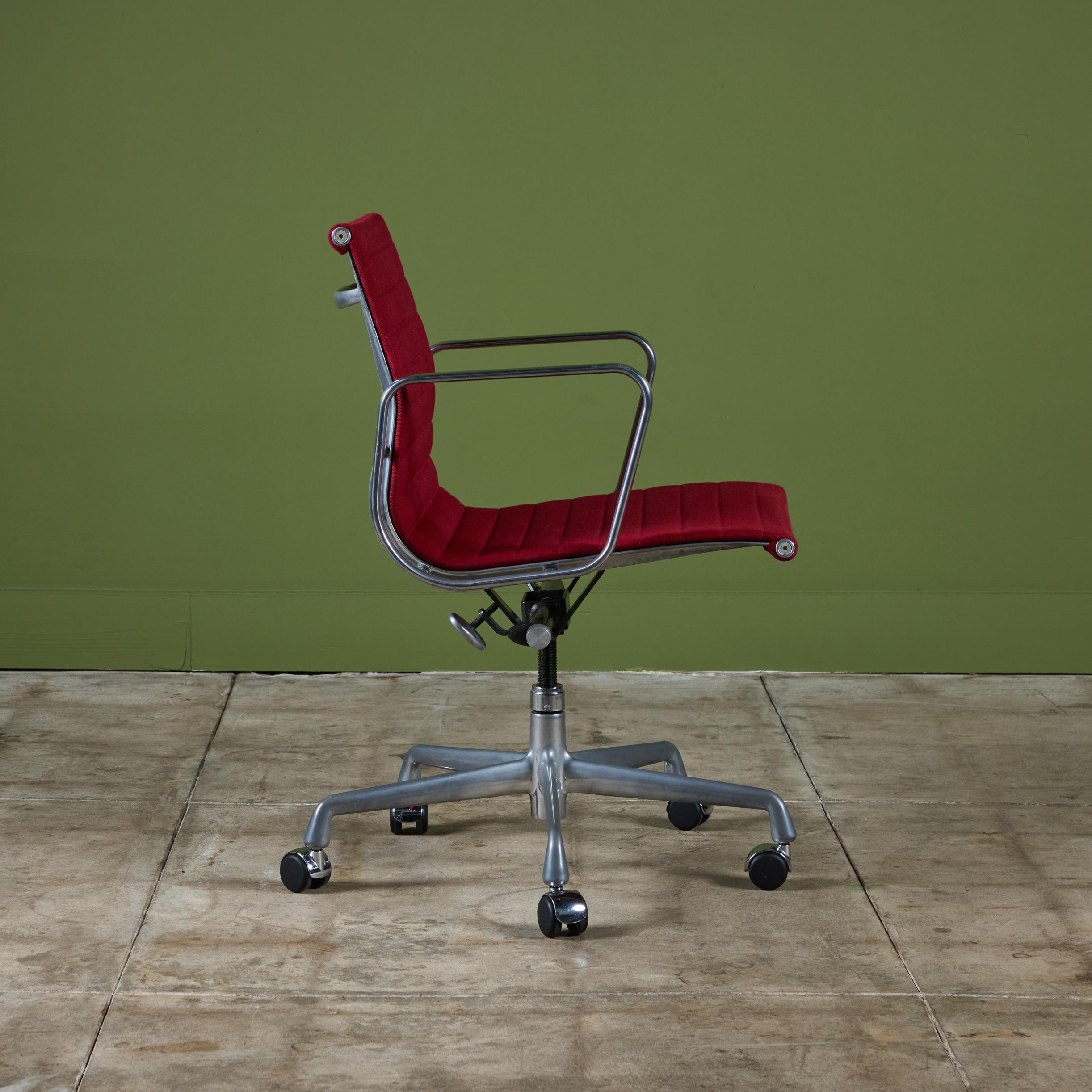 American Eames Management Chair for Herman Miller