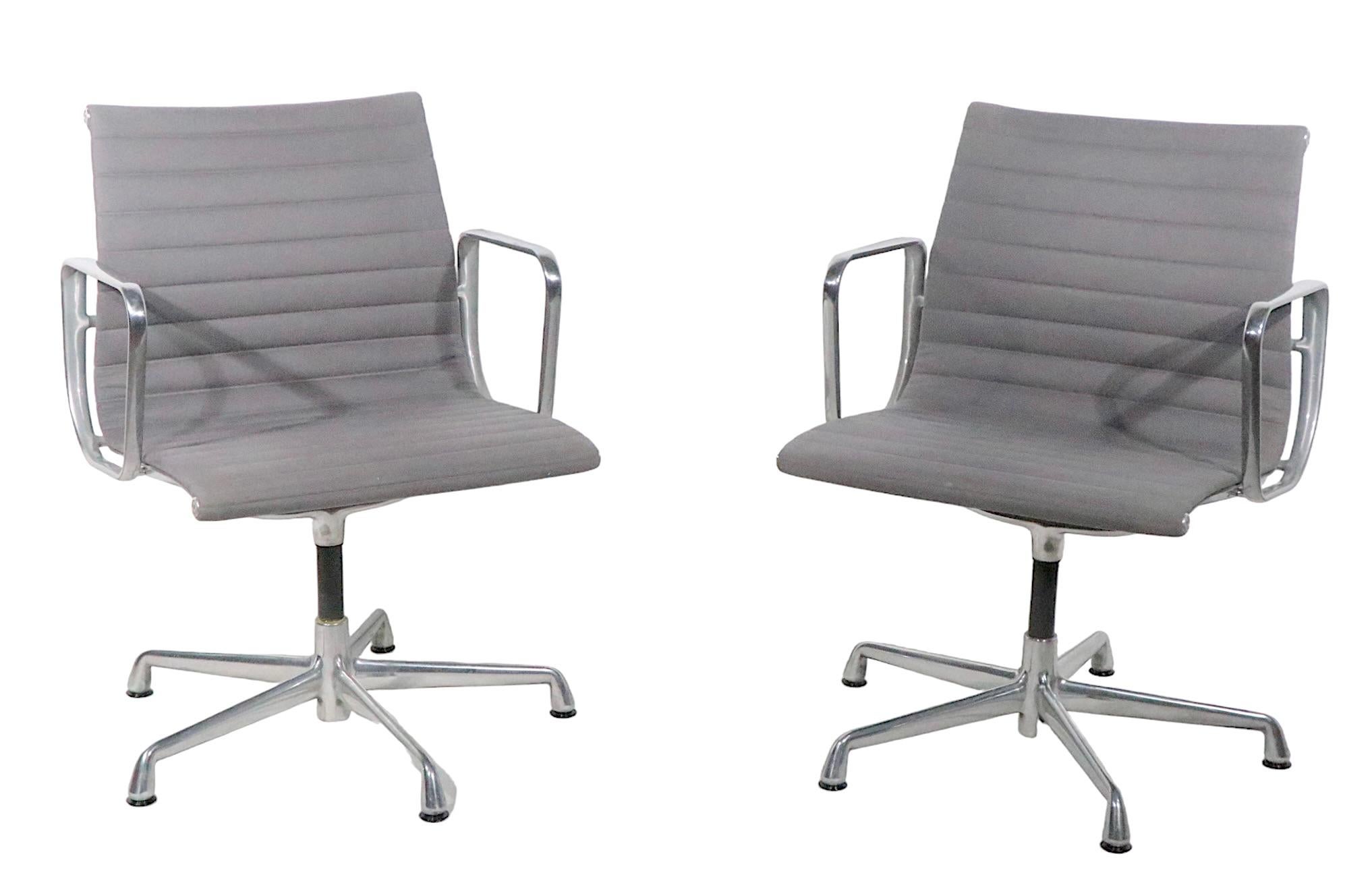 Eames Management Chairs in Grey Fabric Upholstery c. 1980 - 1990s 4 Available  For Sale 8