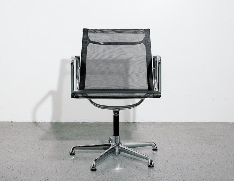 Aluminum group task chairs with mesh upholstery designed by Charles and Ray Eames and produced by ICF of Italy, under license.

4 available. Sold individually.