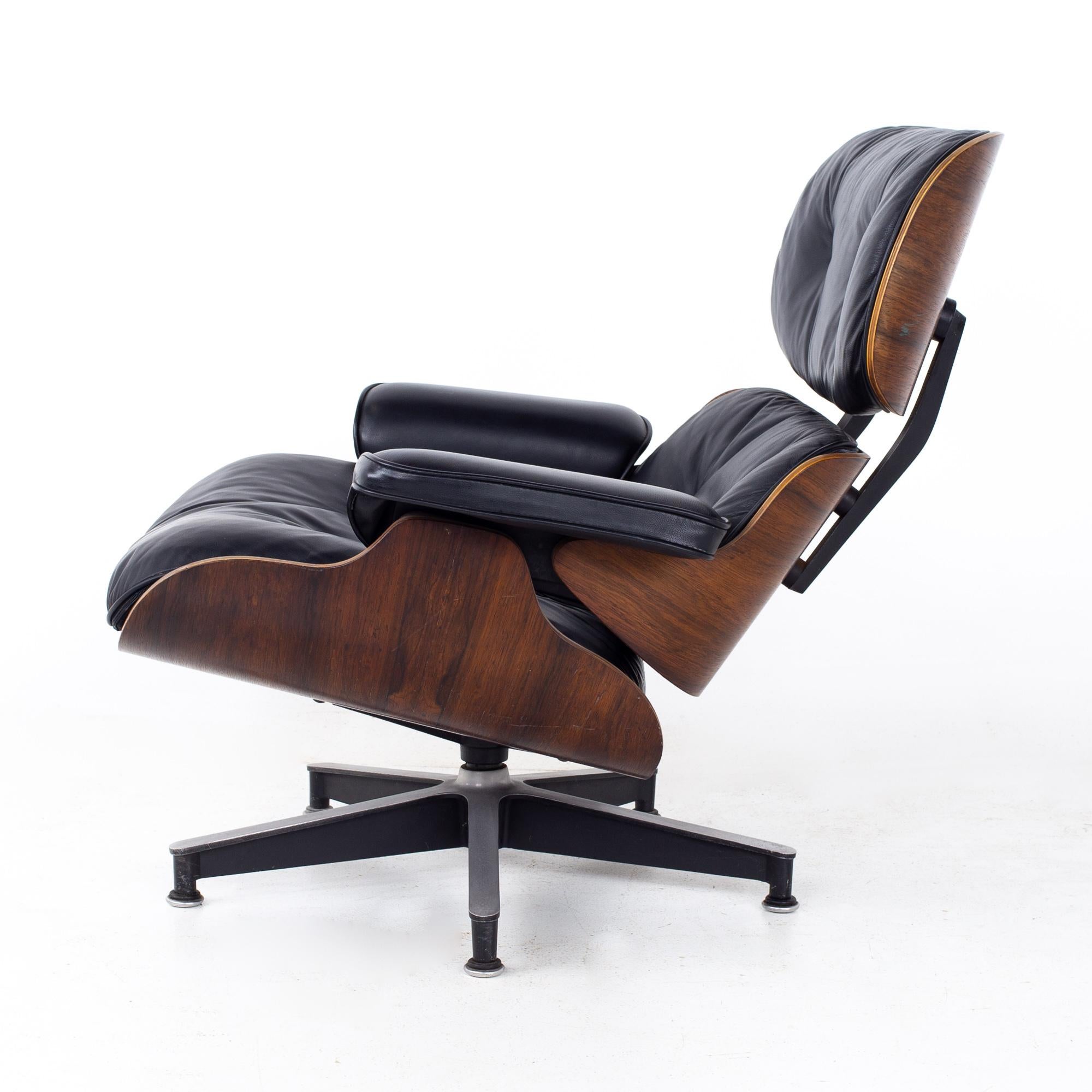 Eames Mid Century Lounge Chair and Ottoman 4