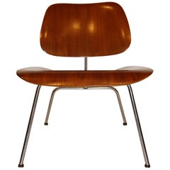 Eames Molded Plywood Lounge Chair for Herman Miller with Metal Base