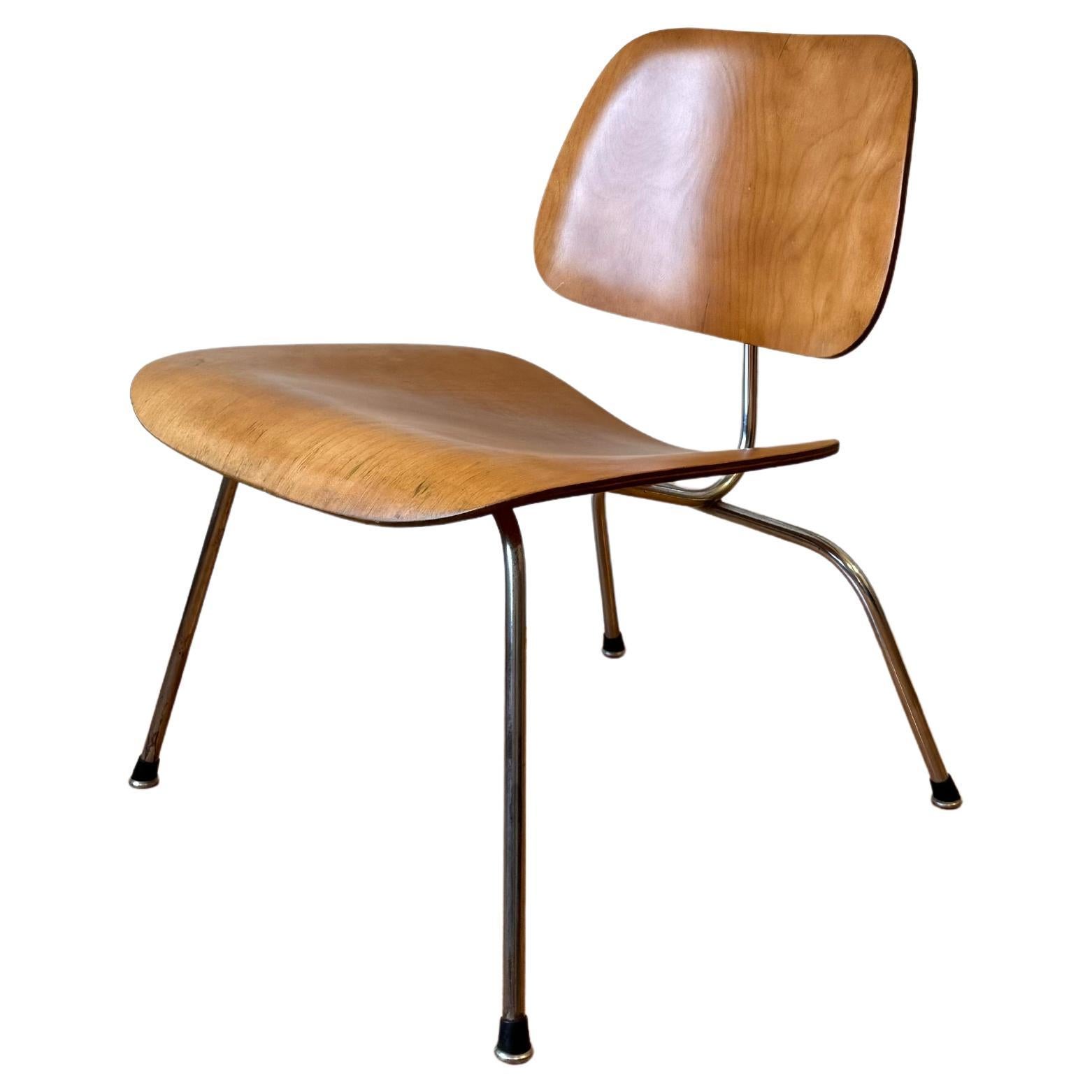 Eames Molded Plywood Lounge Chair Metallgestell (LCM), 1950er Jahre im Angebot
