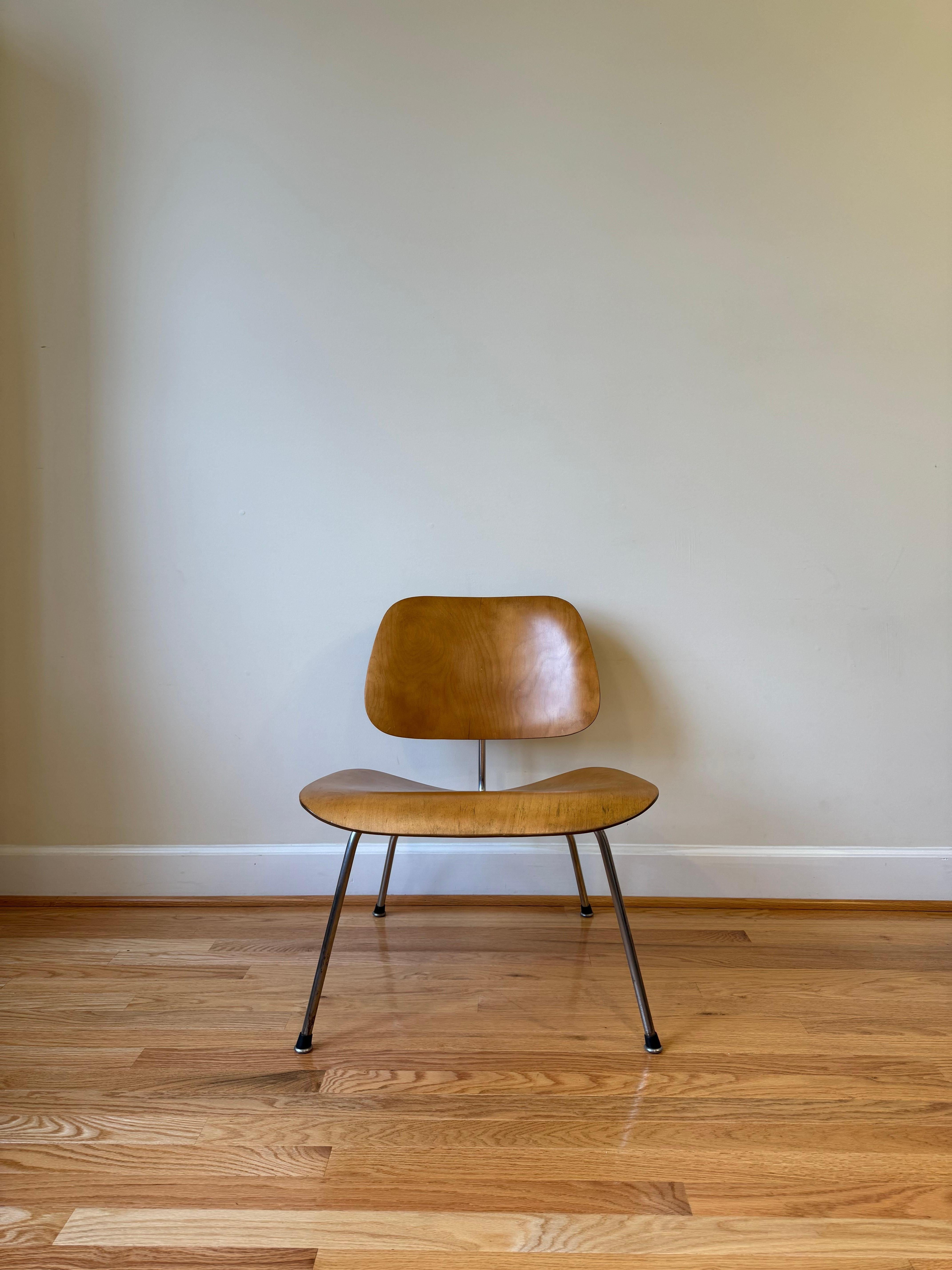 eames chair 1950s