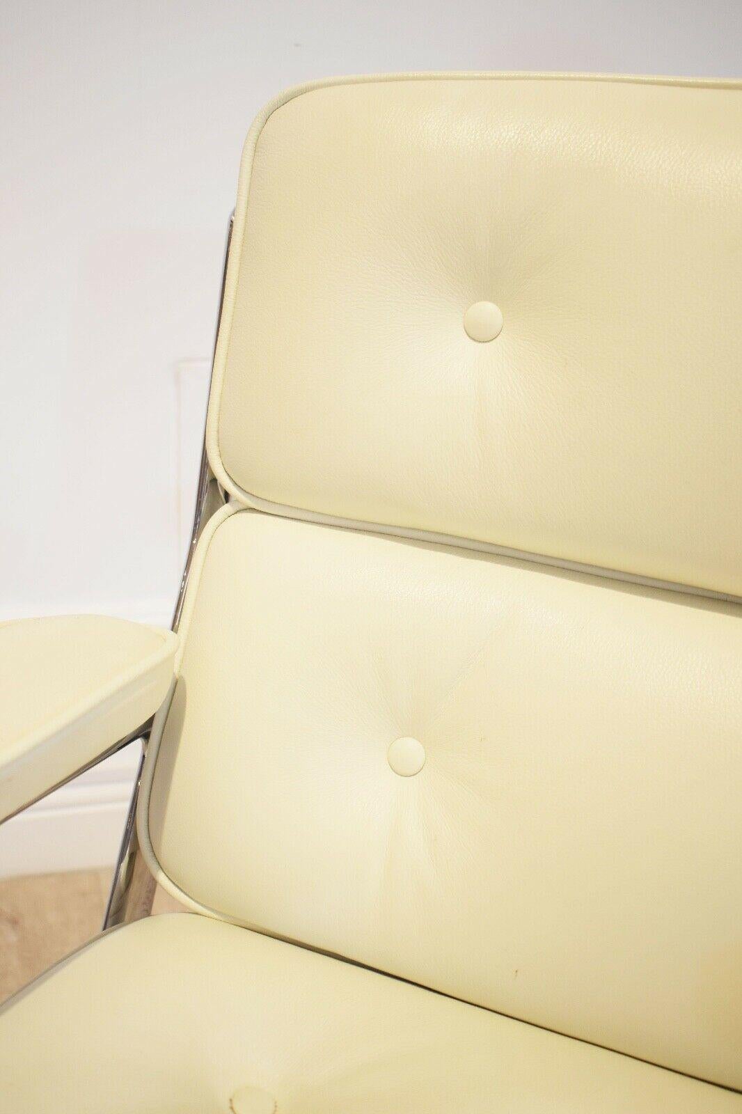 Eames Office Chair ES 104 Lobby Chair Vitra in White Leather 1