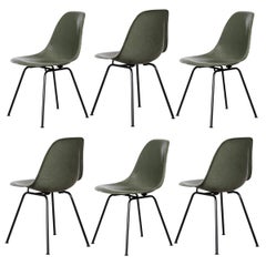 Ensemble de chaises de salle à manger Eames Olive Green Dark DSX pour Herman Miller