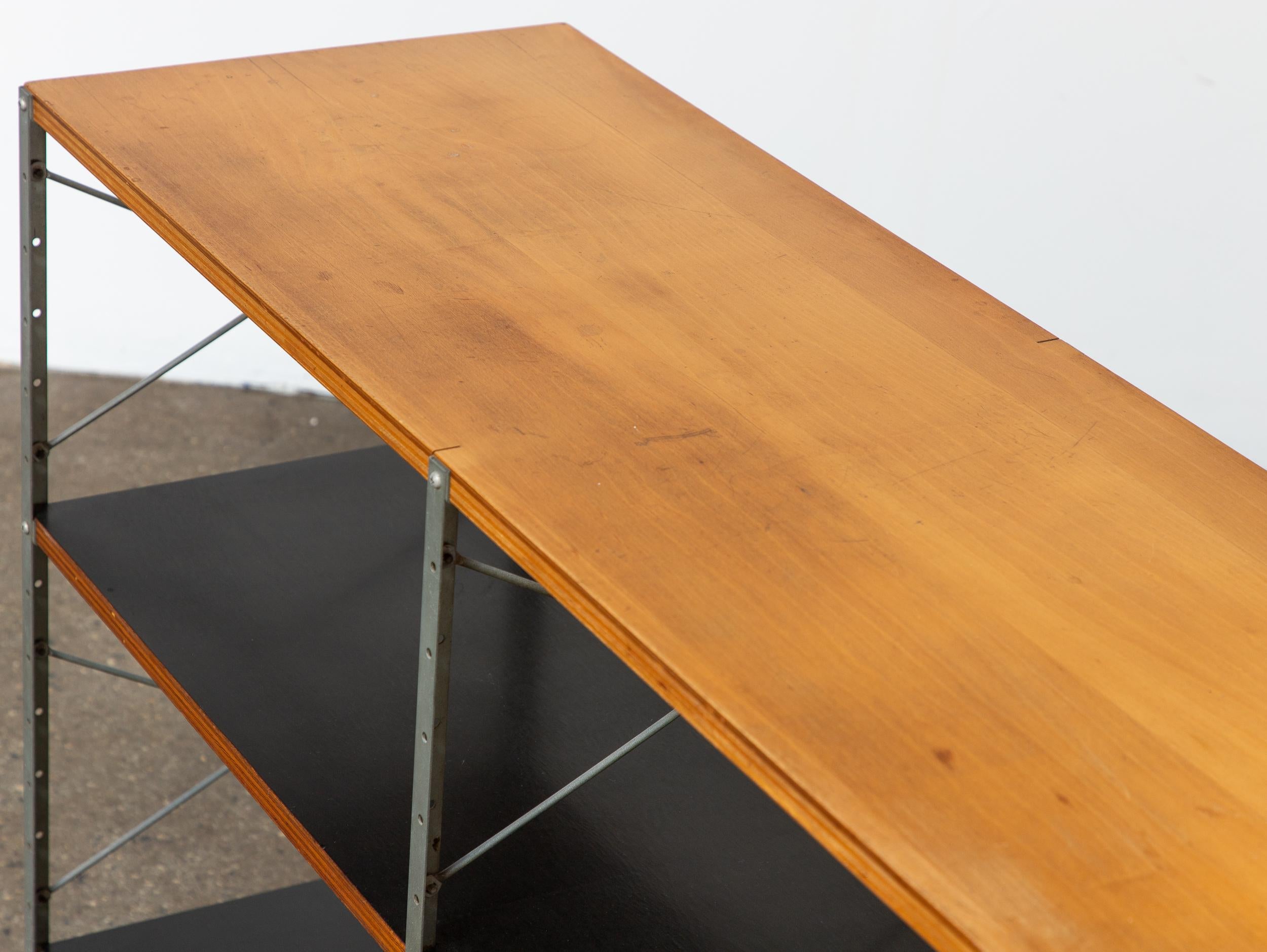 XX secolo Unità di archiviazione Eames Original di prima generazione ESU 200-N in vendita