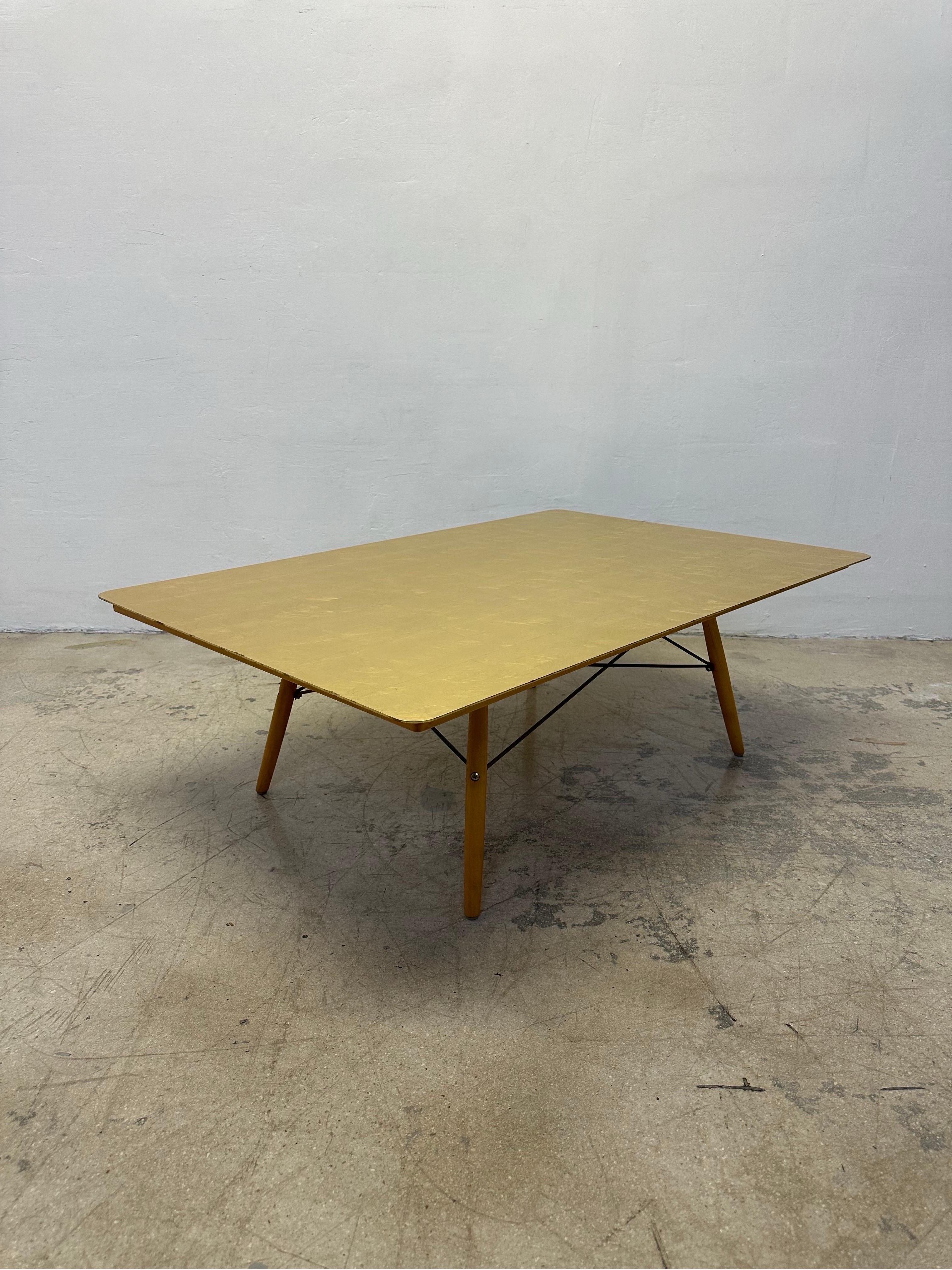XX secolo Tavolino Eames Palisades House Anniversary di Herman Miller, 1999 in vendita