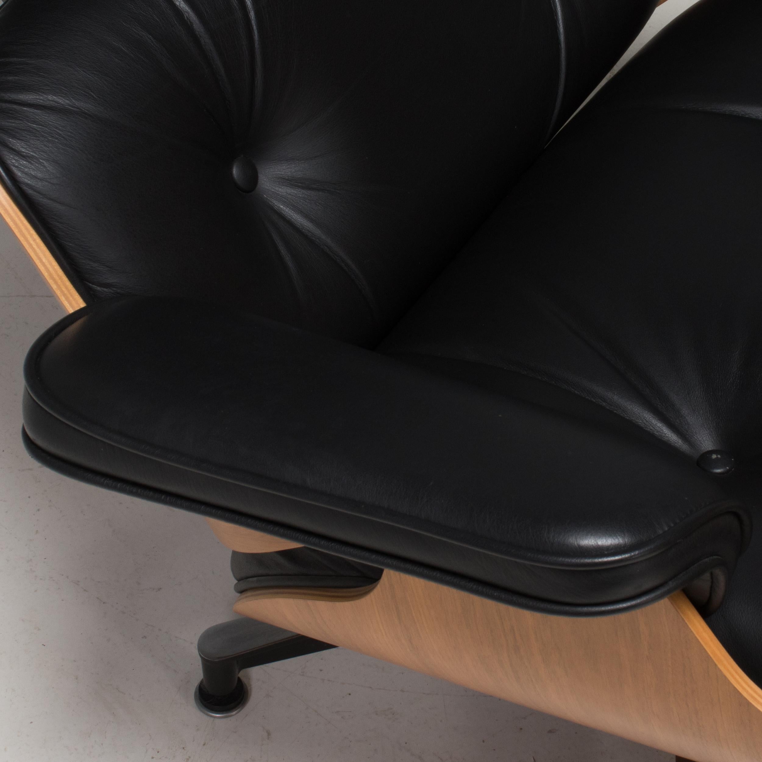Eames Oiled Walnut & Black Leather Lounge Chair & Ottoman by Herman Miller 5