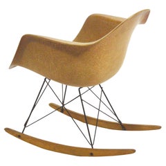 Chaise à bascule Eames RAR de Zenith pour Herman Miller