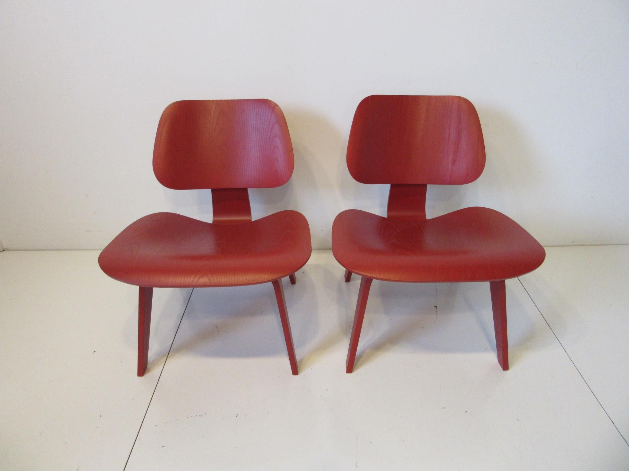 Eames Red LCW Lounge Chairs for Herman Miller 4