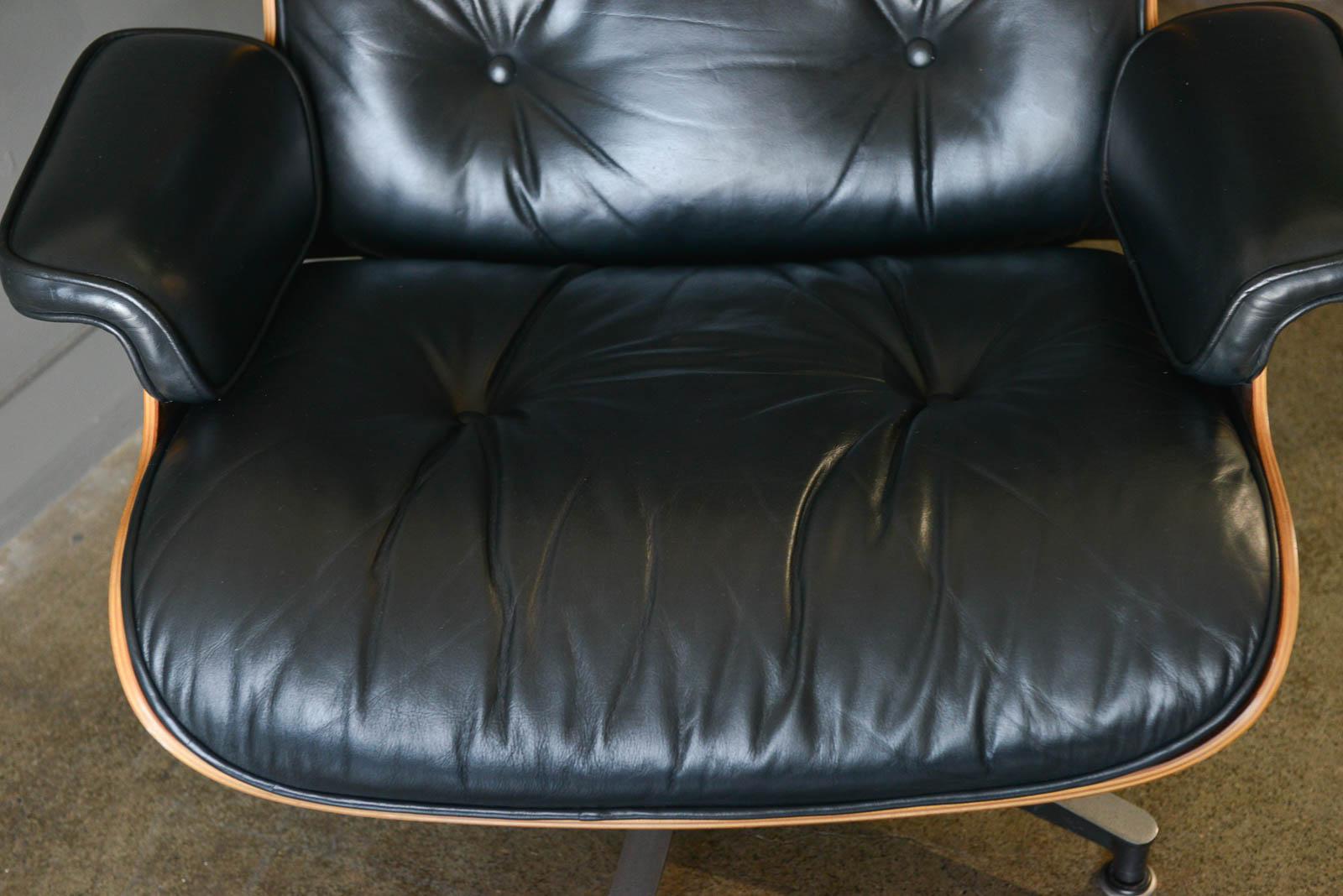 Eames Rosewood 670 Lounge Chair and 671 Ottoman, ca. 1971 9