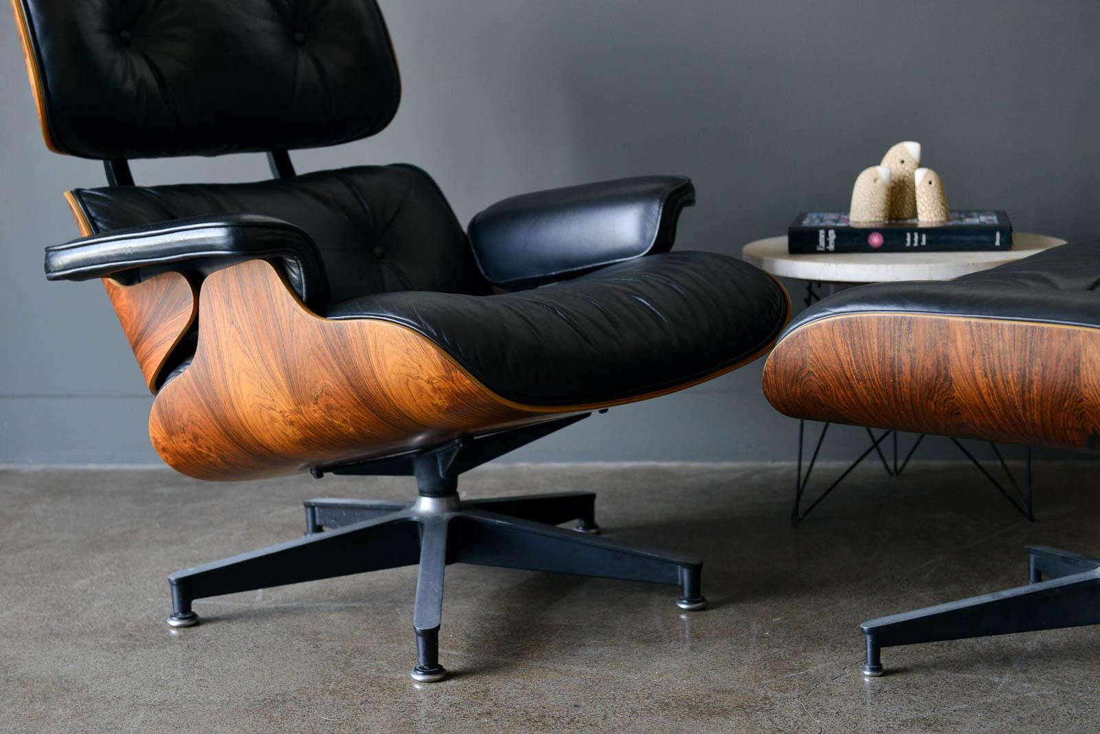 Eames Rosewood 670 Lounge Chair and 671 Ottoman, ca. 1971 In Good Condition In Costa Mesa, CA