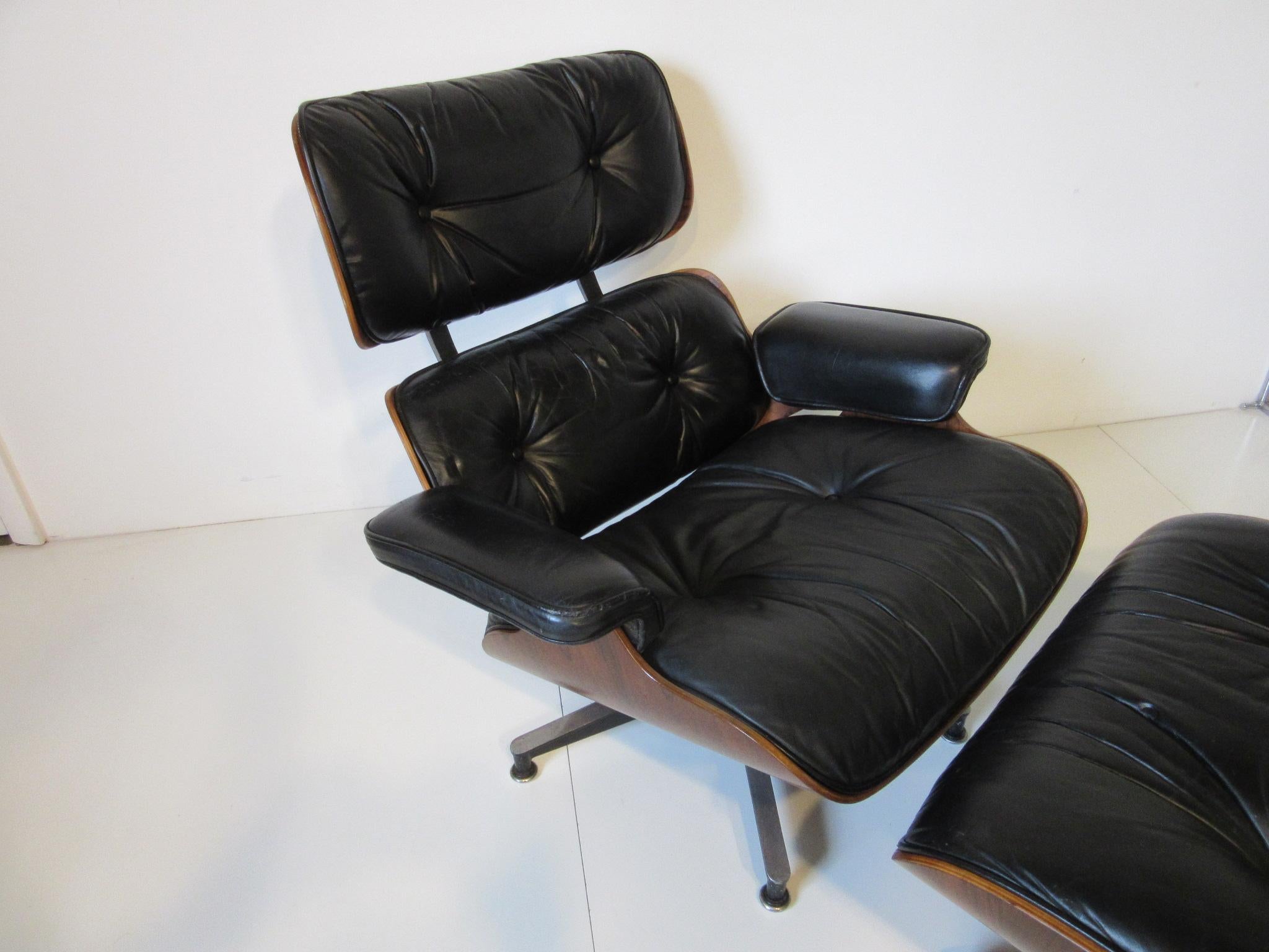 20th Century Eames Rosewood 670 Lounge Chair and Ottoman by Herman Miller
