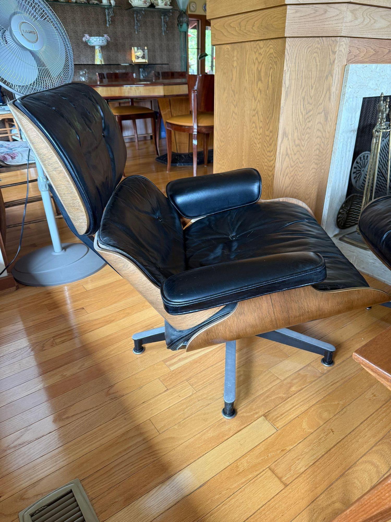 Eames Rosewood and Leather 670 / 671 Lounge Chair and Ottoman.  Ottoman Measurements are: 17