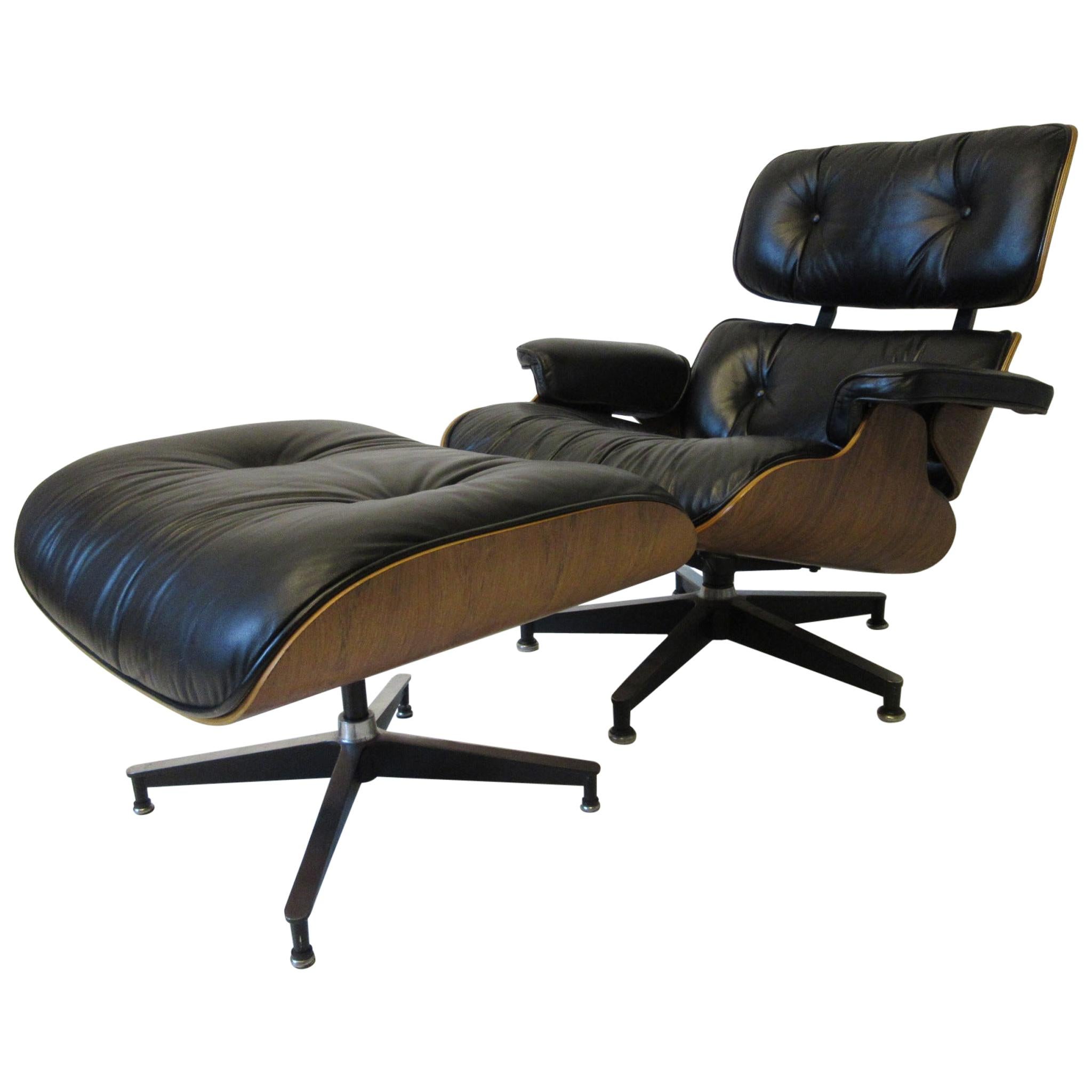 Eames Rosewood and Leather 670 Lounge Chair with Ottoman