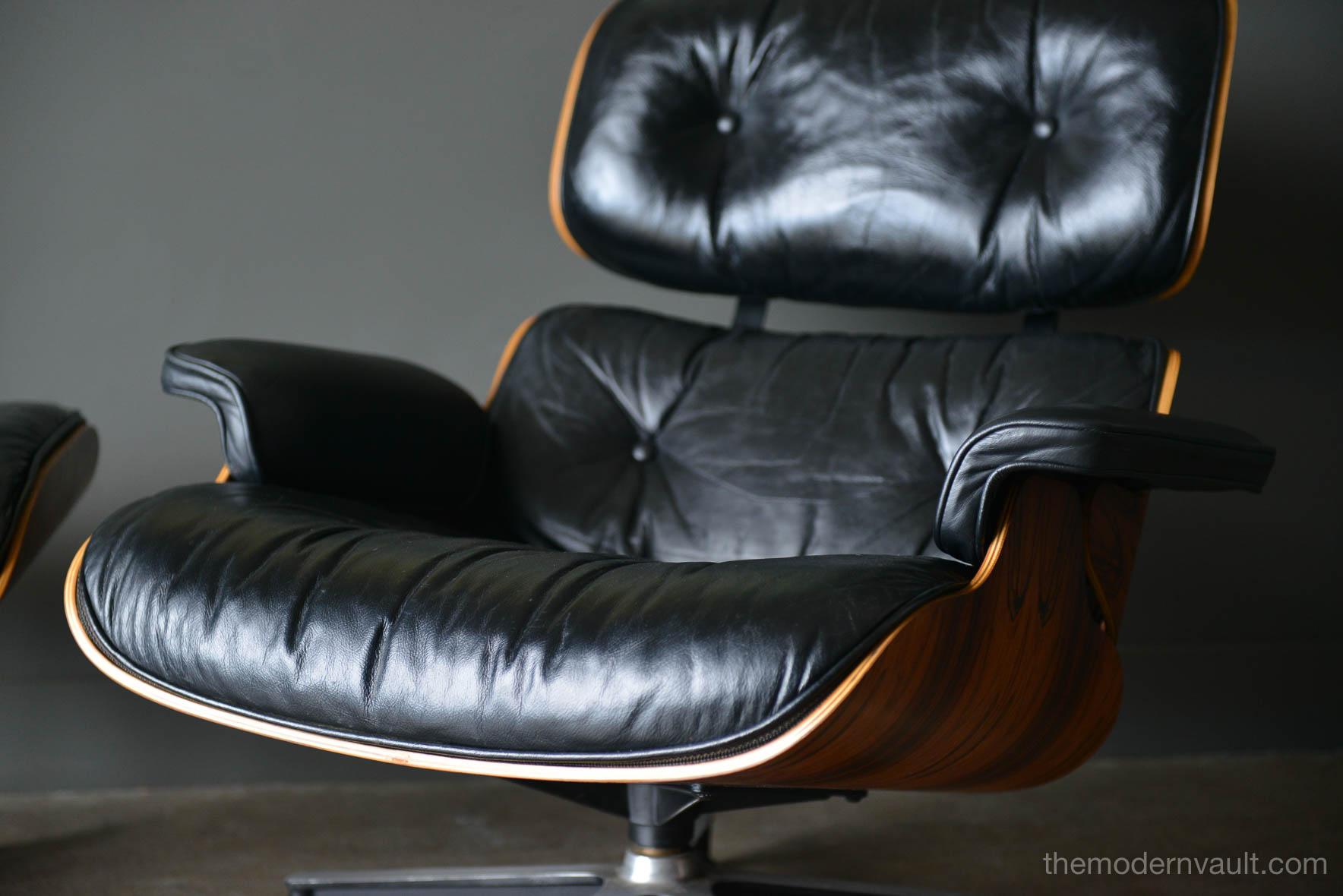 Mid-Century Modern Eames Rosewood Lounge Chair and Ottoman, circa 1971