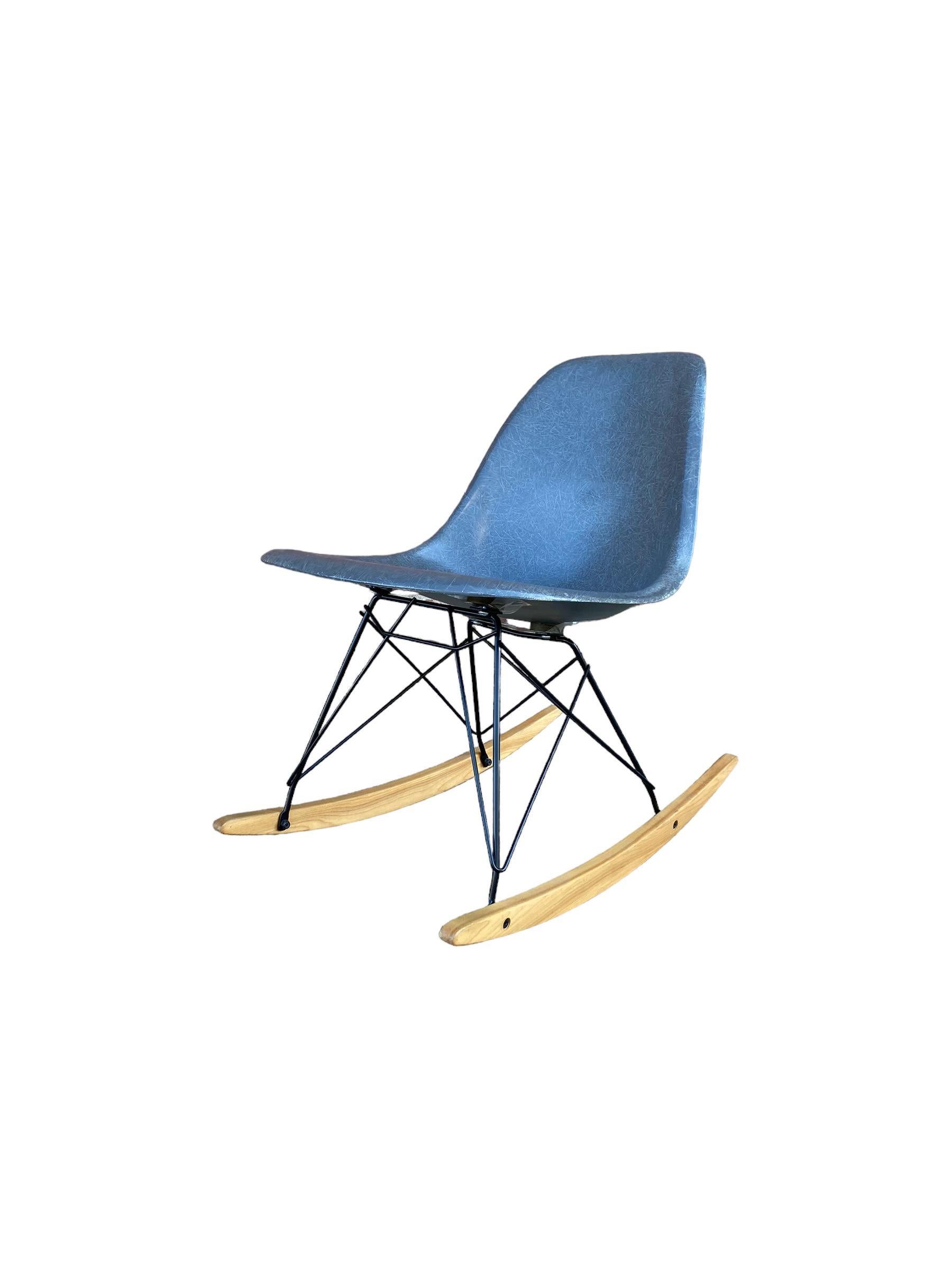 Eames RSR Rocking Chair Elephant Gray For Sale 1