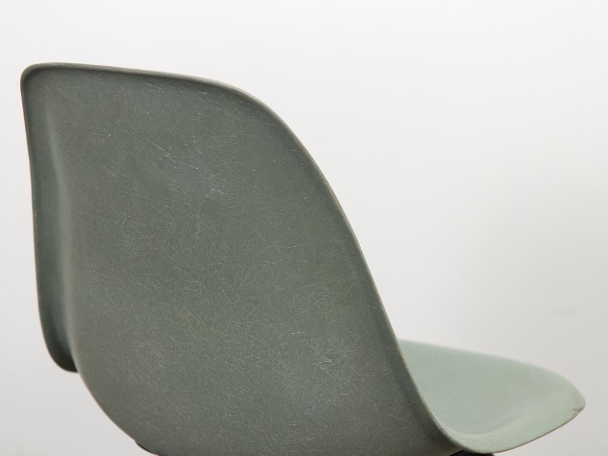 Eames Seafoam Shell In Good Condition In Brooklyn, NY