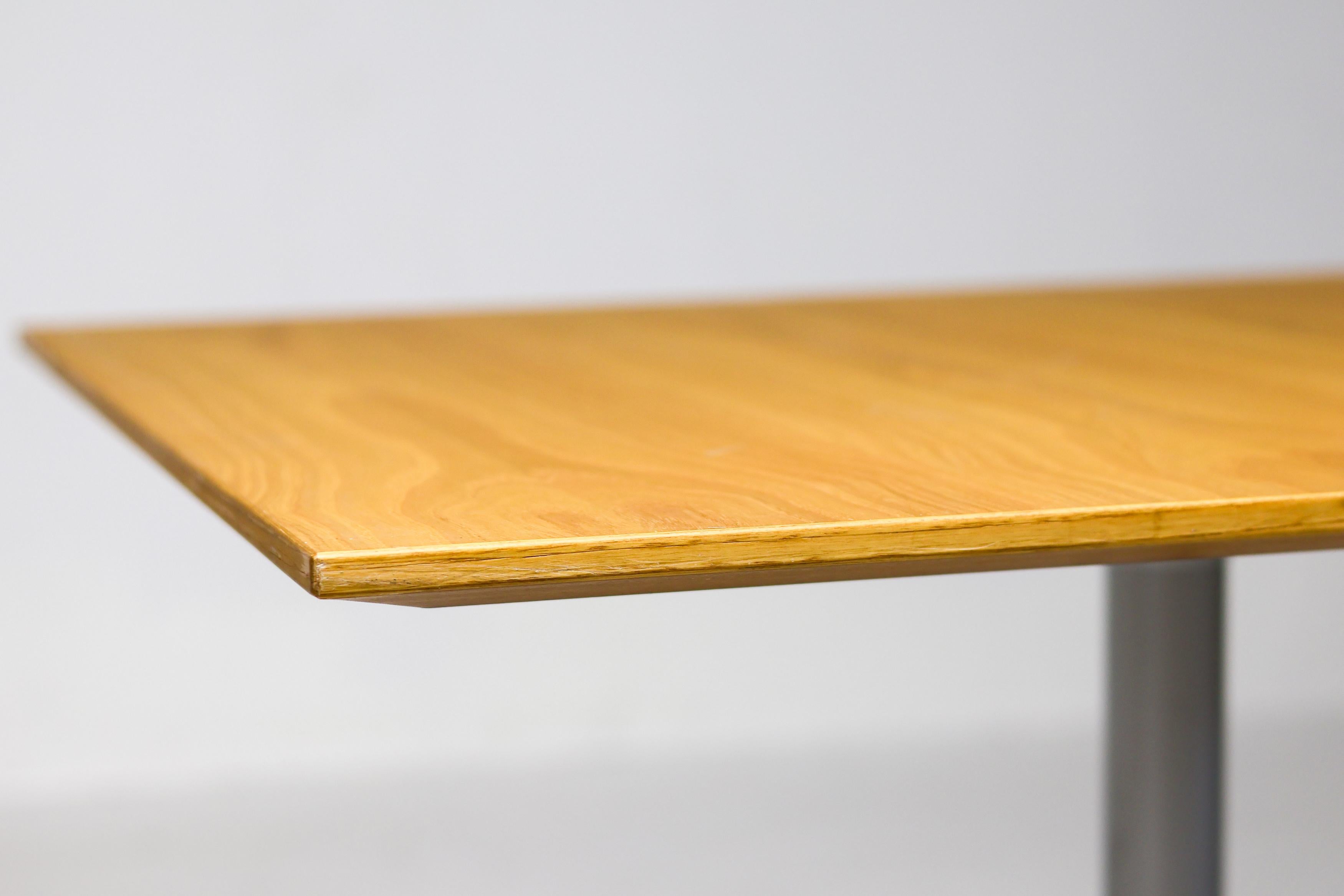 Aluminium Table de salle à manger Eames Segmented Base by Vitra - Custom Square Oak Top en vente