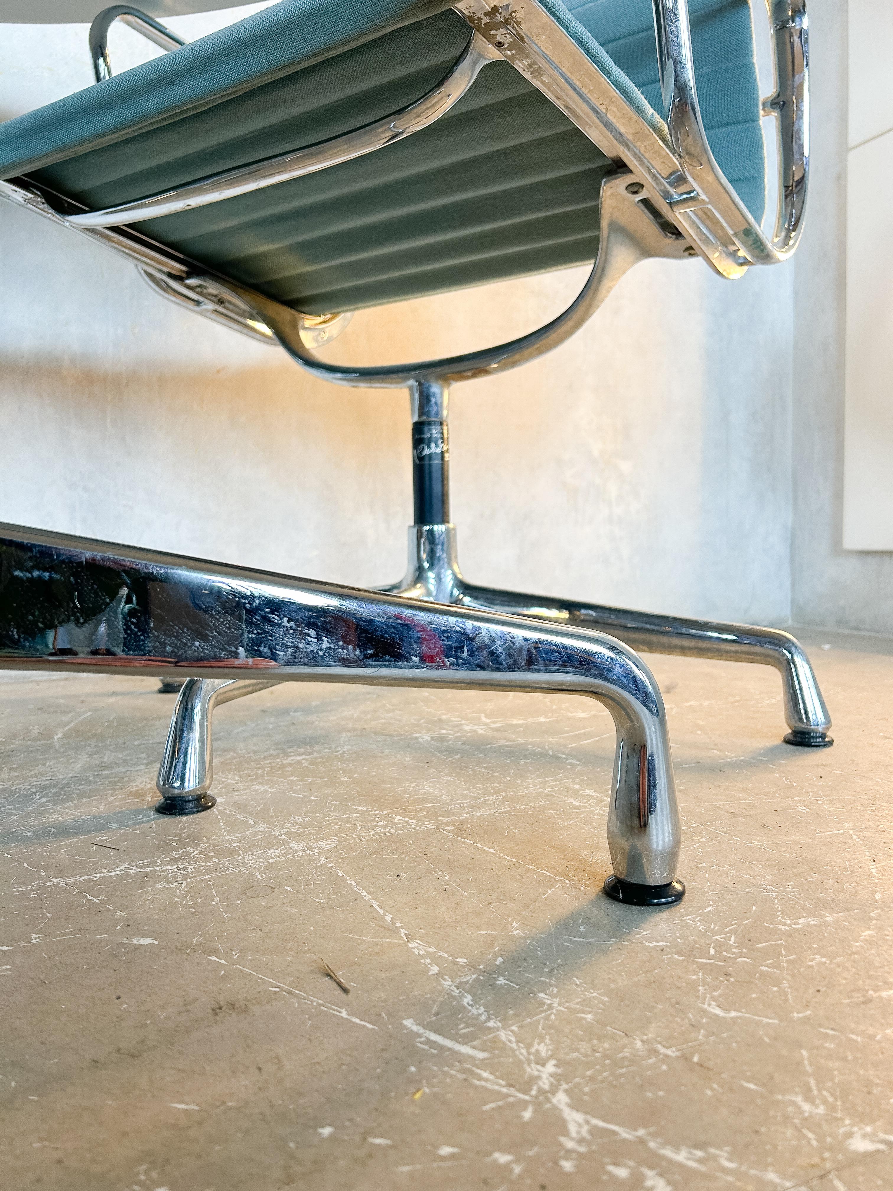 Eames Segmented Tisch von Vitra, Eames im Angebot 3
