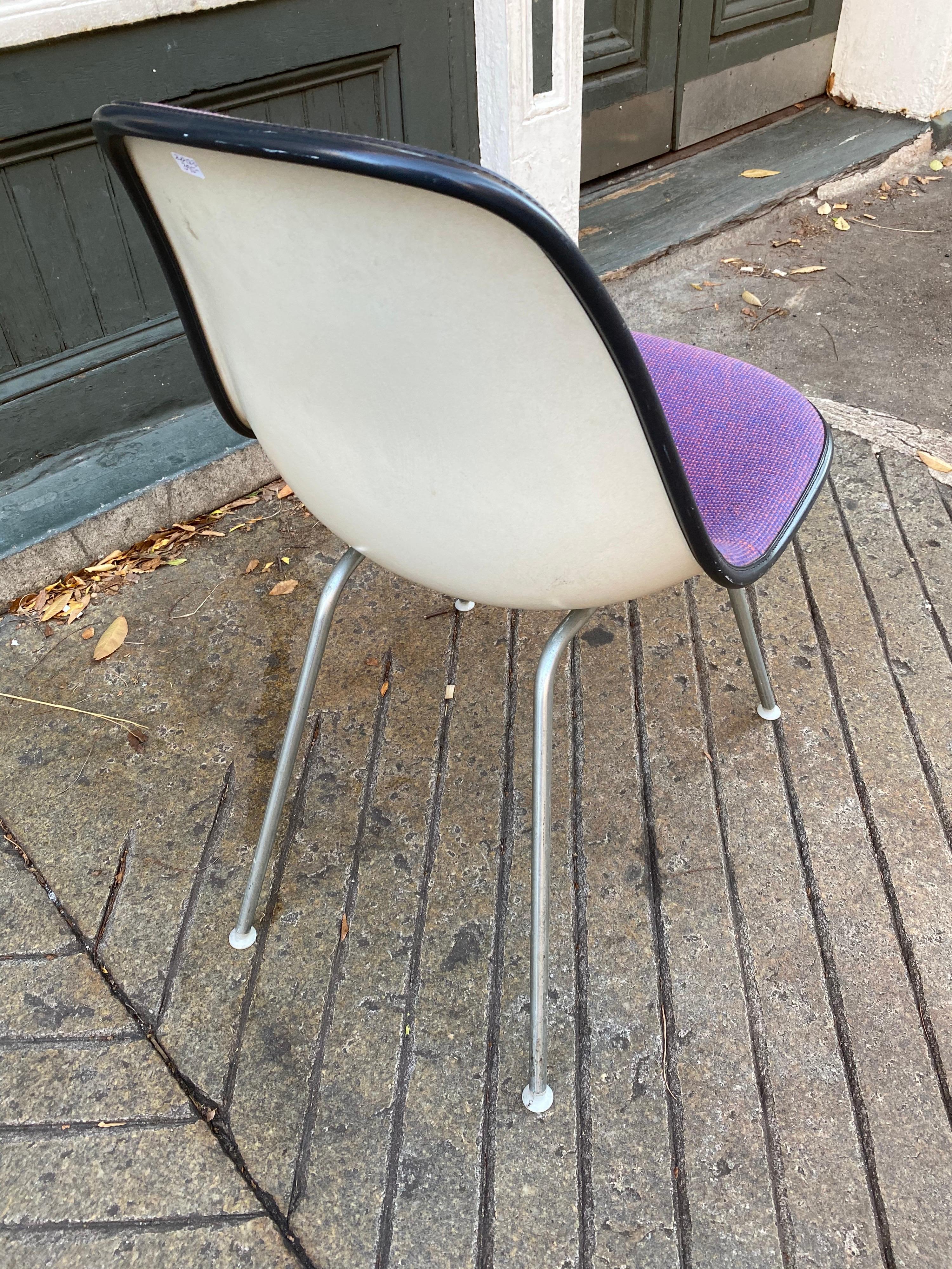 Eames Side Shell with Original Girard Fabric In Good Condition In Philadelphia, PA