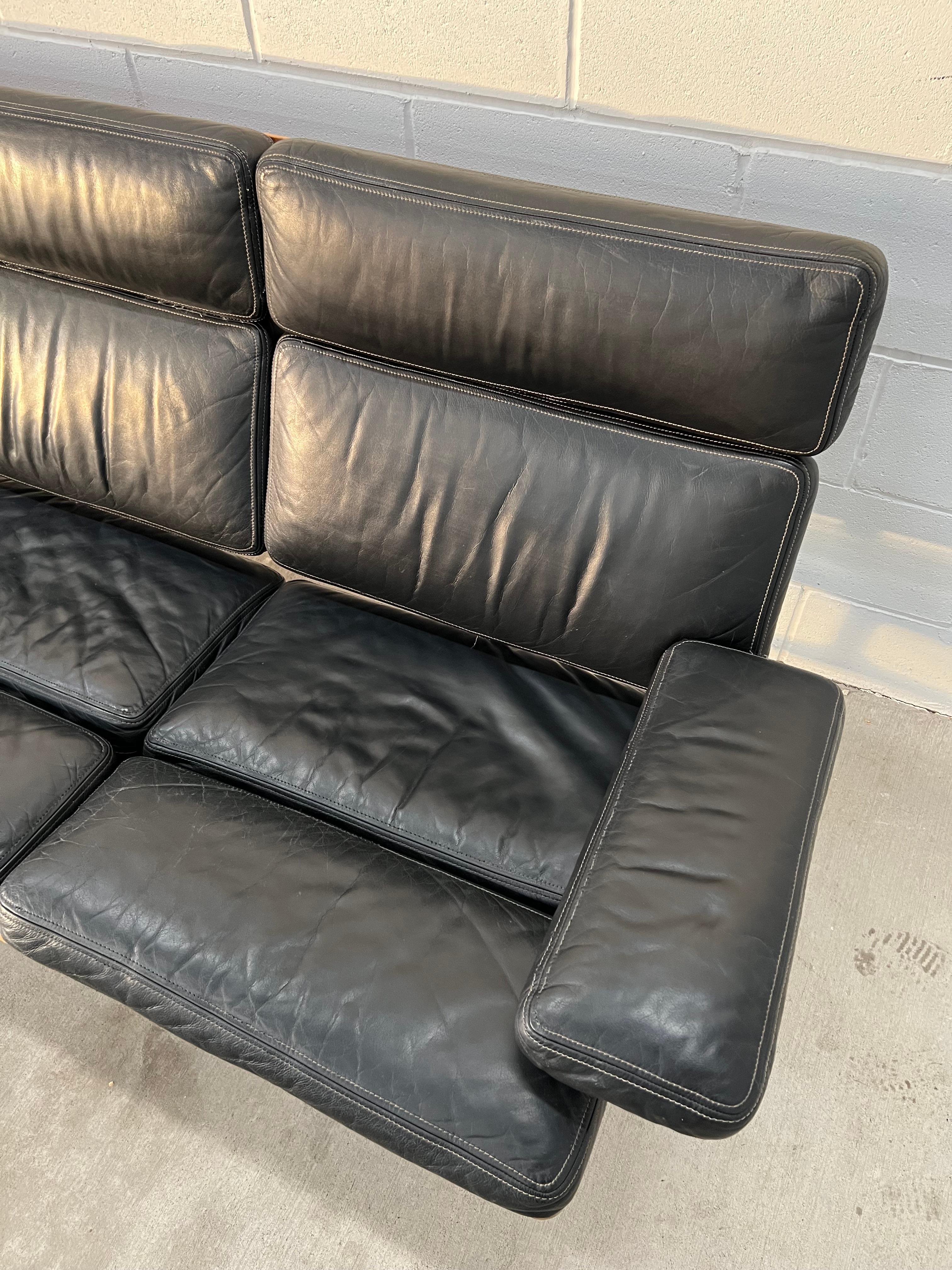 Eames Sofa ES108 by Charles and Ray Eames for Herman Miller 1980s In Good Condition In Saint Paul, MN