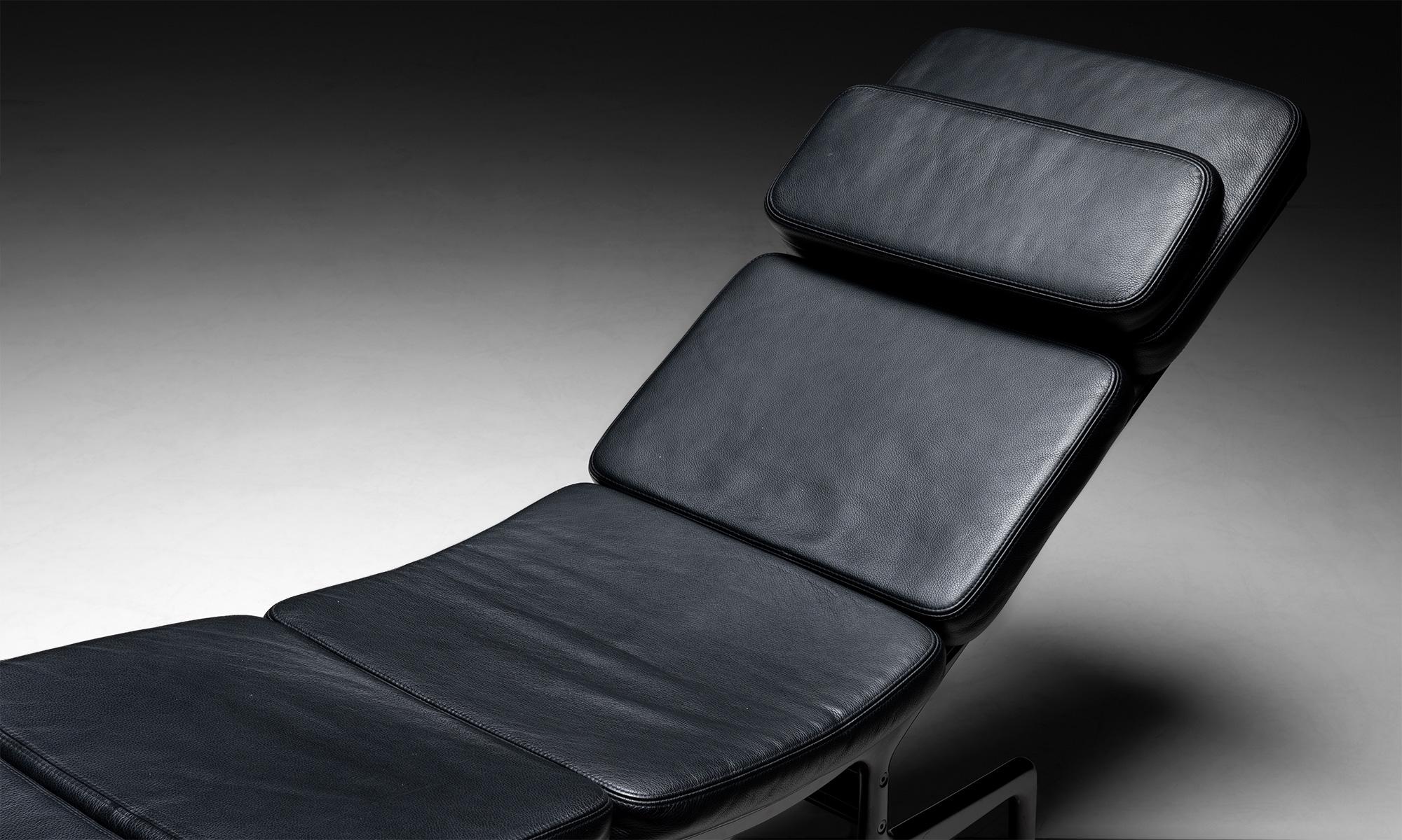 Chaise Lounge by Charles & Ray Eames America 2004 2