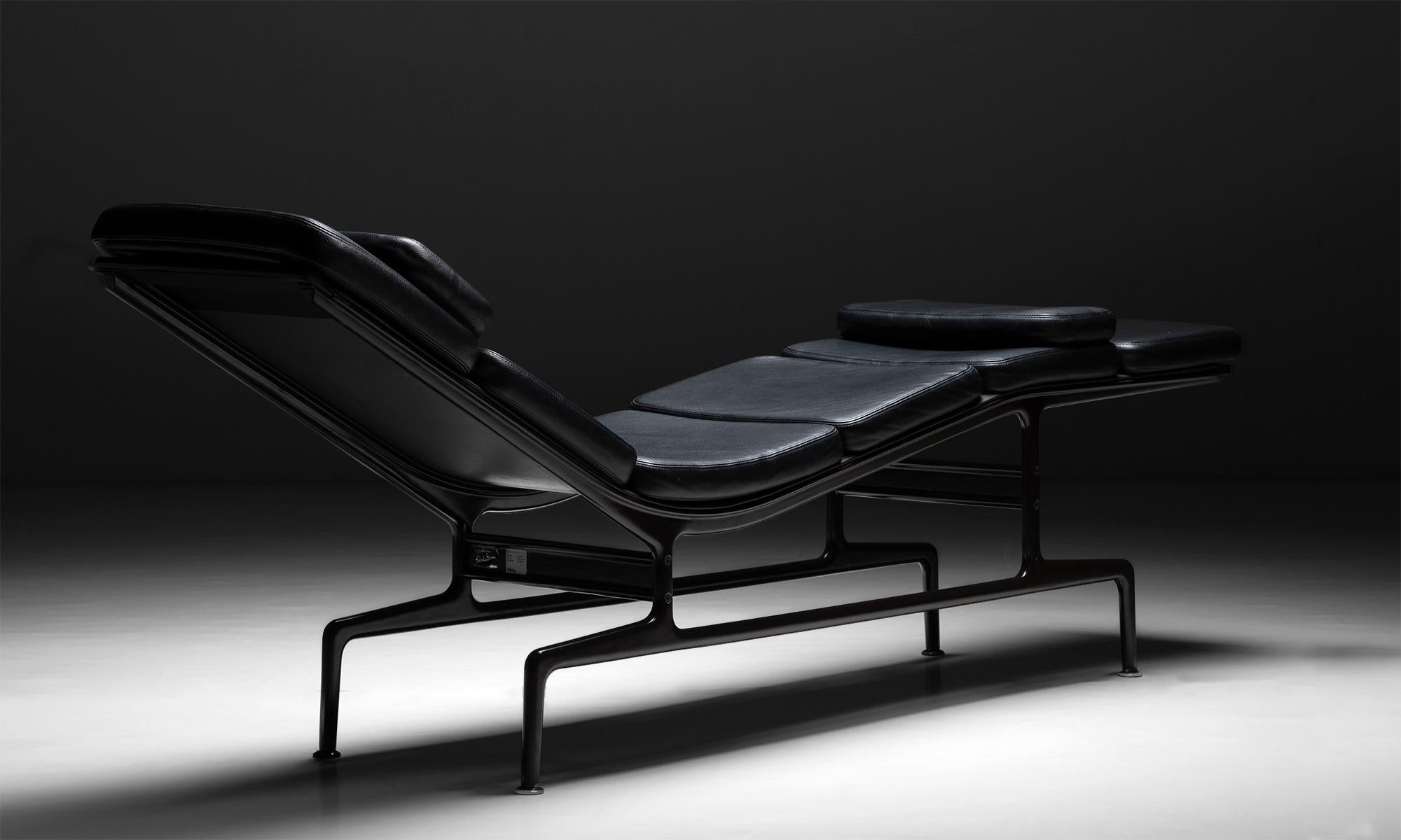 English Chaise Lounge by Charles & Ray Eames America 2004