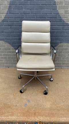 Fauteuil de bureau Eames à rembourrage souple