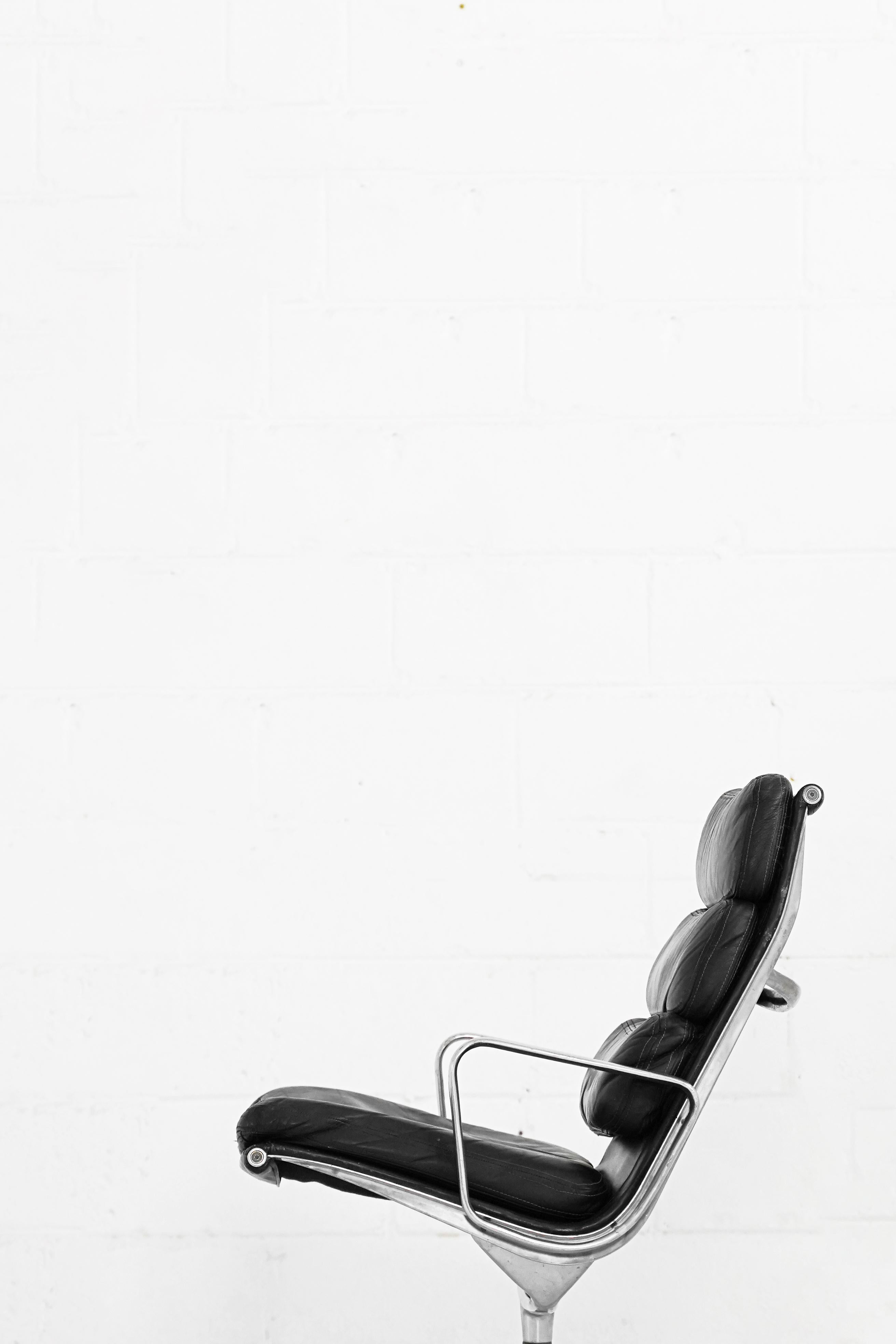 Mid-Century Modern Eames Soft Pad Lounge Chair by Charles and Ray Eames for Herman Miller