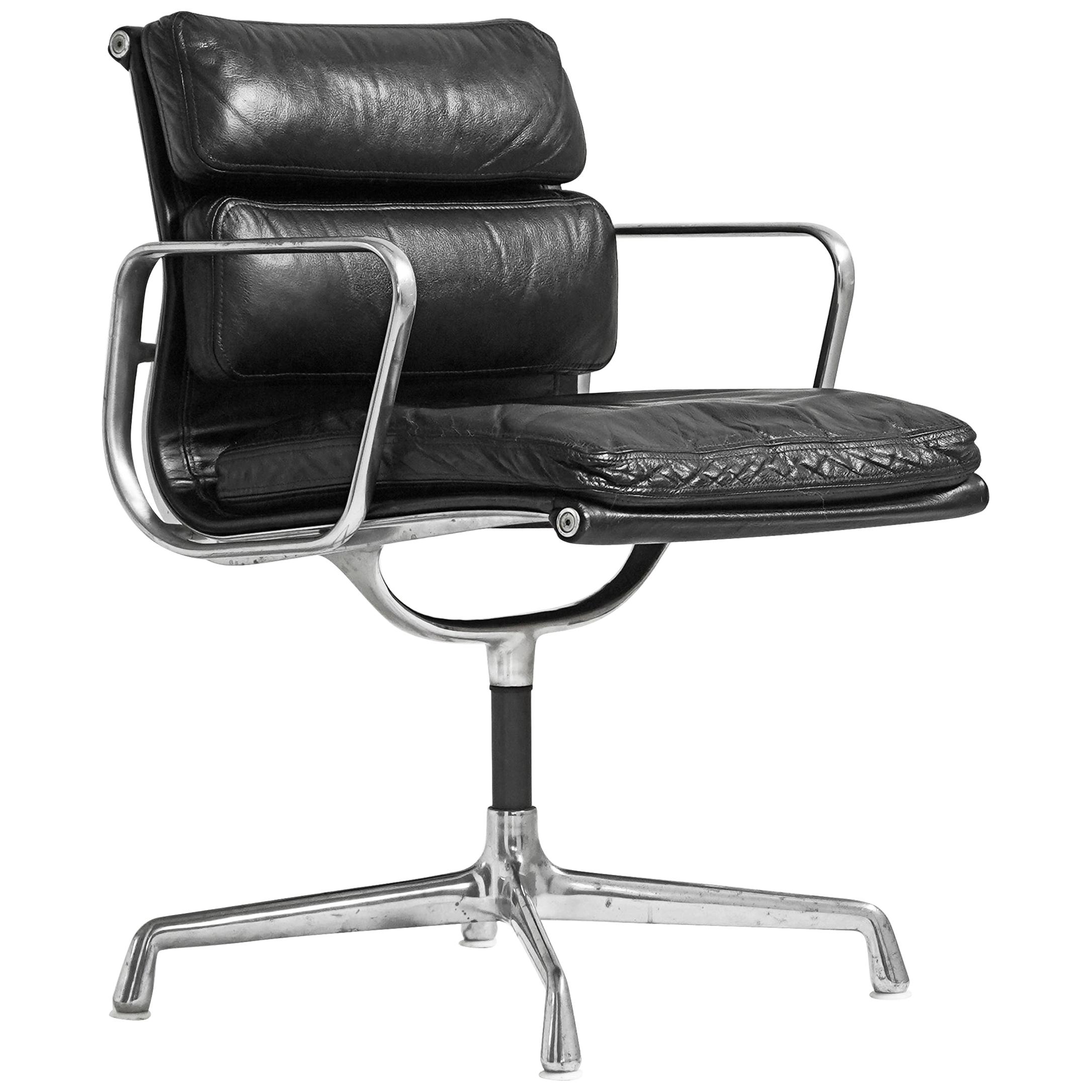 Eames Soft Pad Management Chair by Charles and Ray Eames for Herman Miller