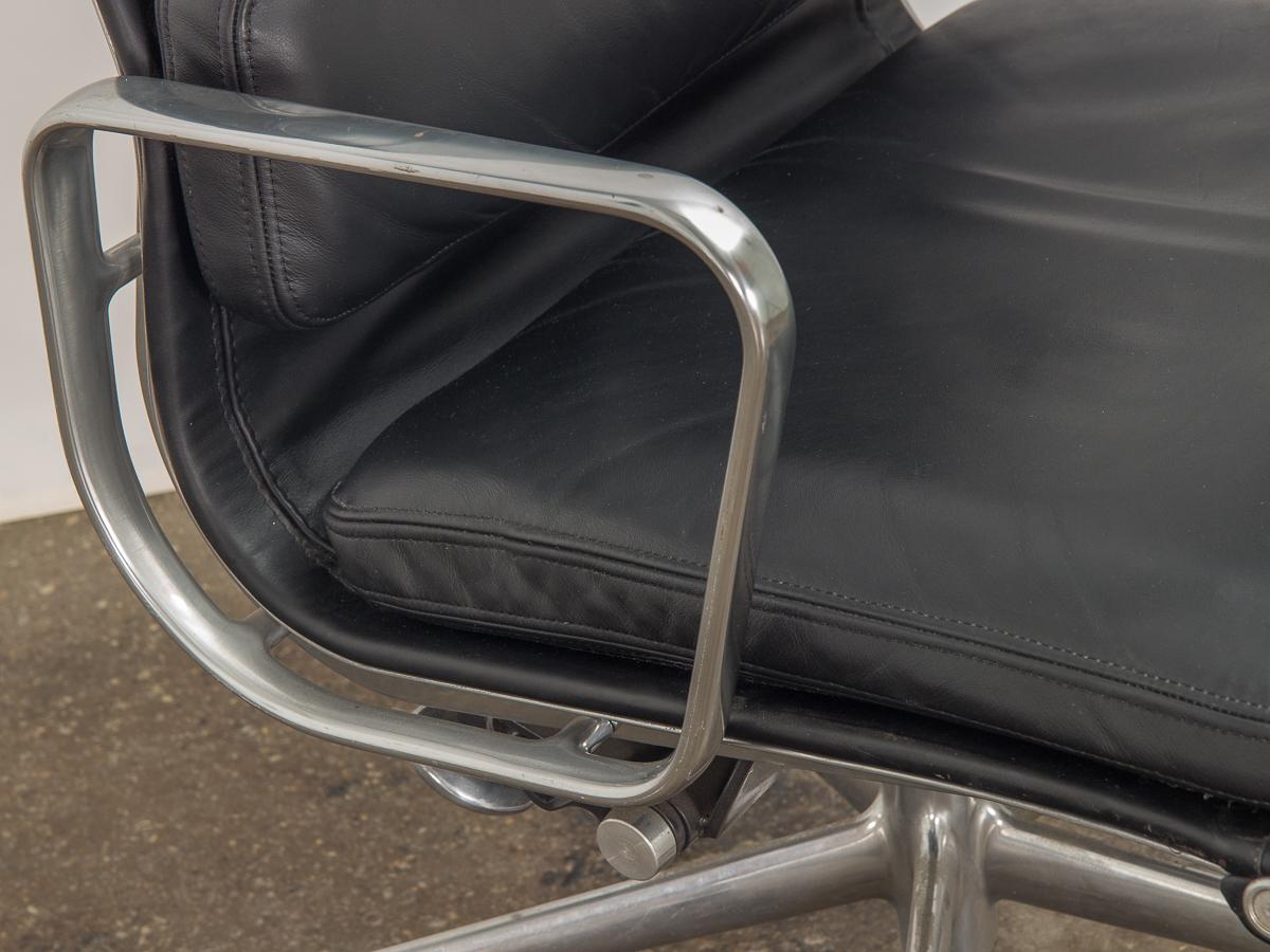 20th Century Eames Soft Pad Management Chair