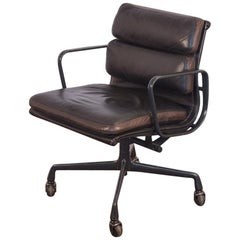 Vintage Eames Soft Pad Management Chair