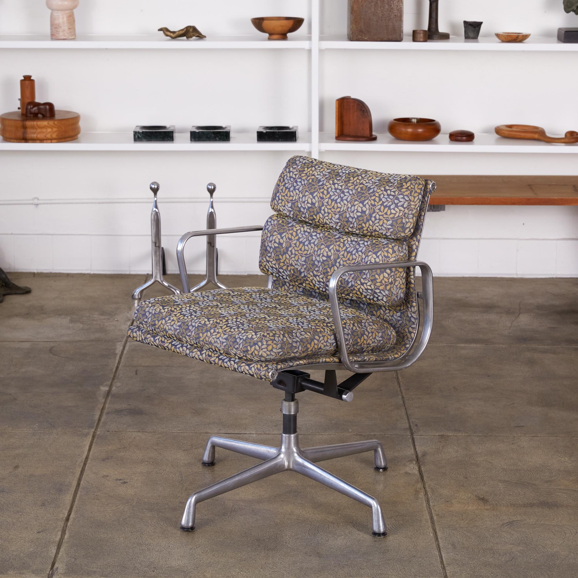 Steel Eames Soft Pad Management Chairs for Herman Miller