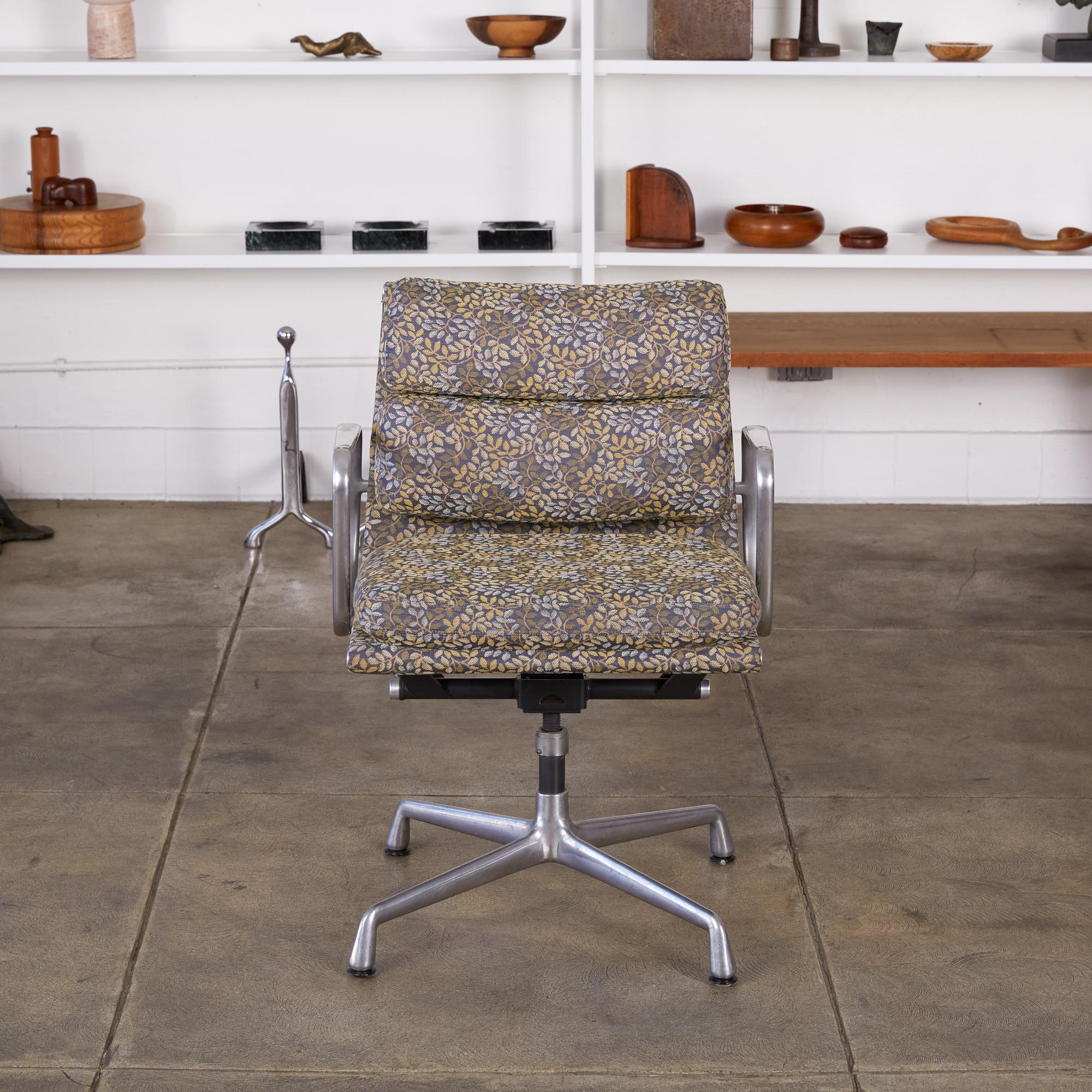 Eames Soft Pad Management Chairs for Herman Miller 1