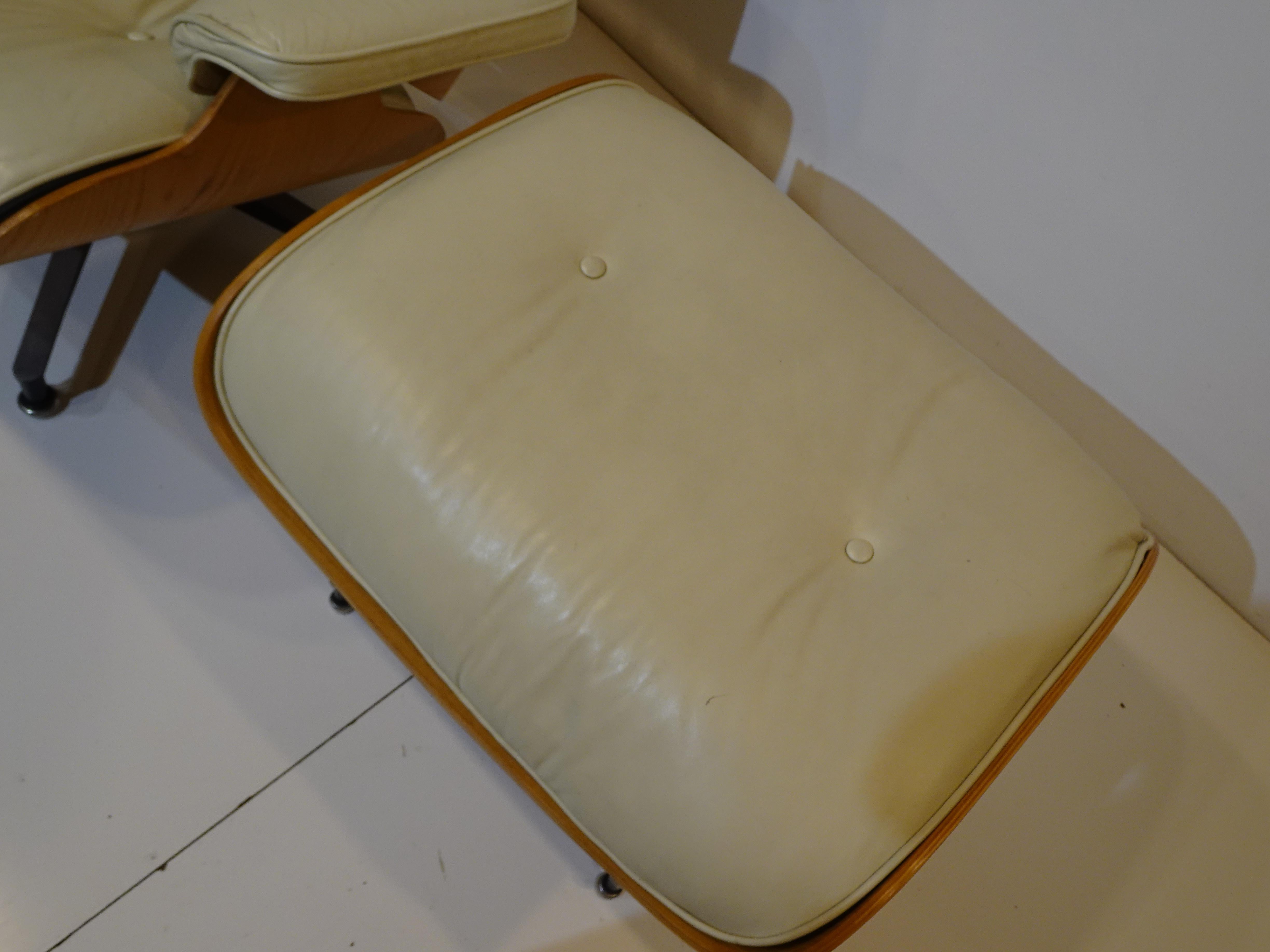 Eames Herman Miller Special Order Ivory / Oak 670 Lounge Chair w/Ottoman  4