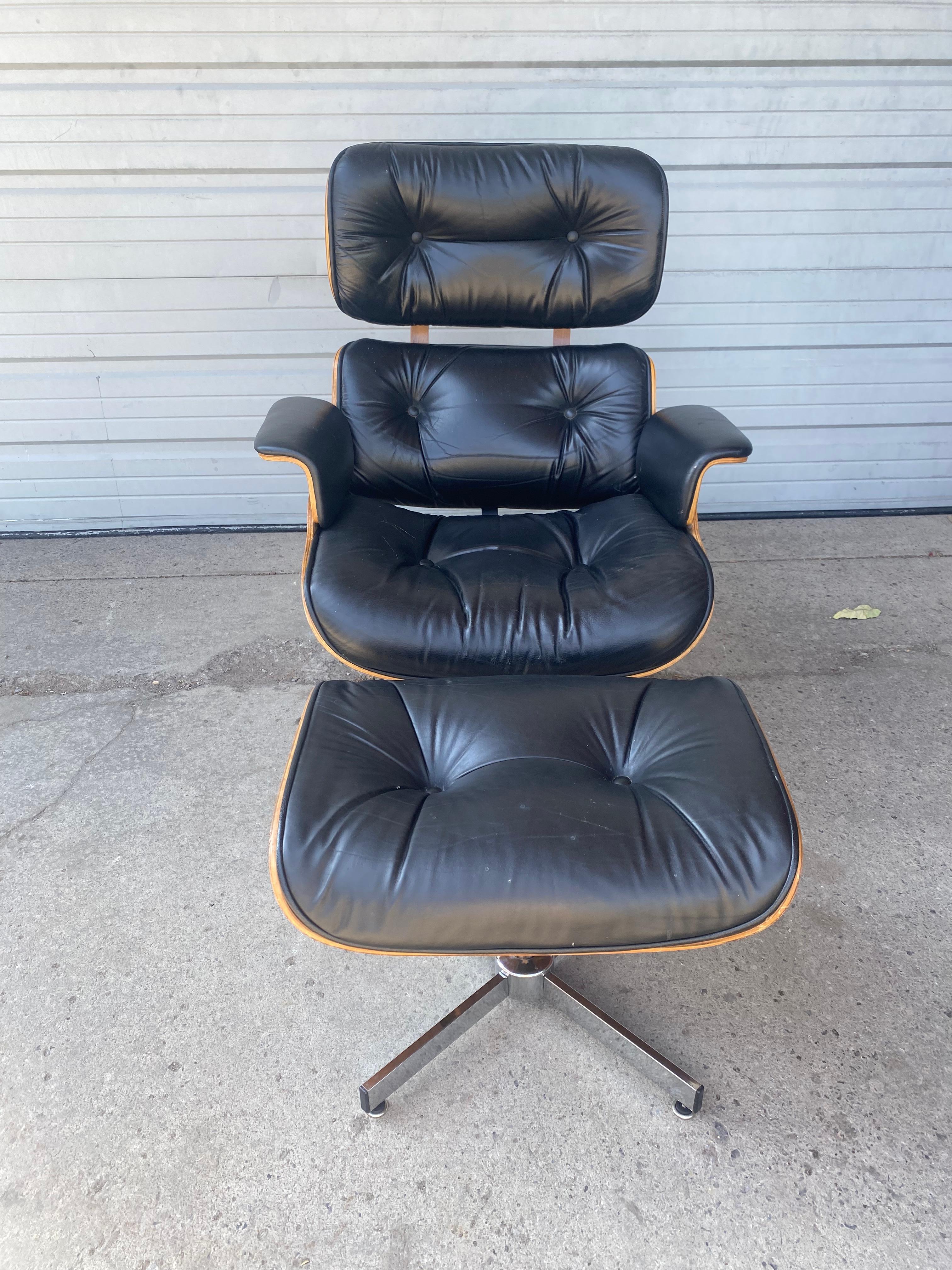 American Eames Style Lounge Chair and Ottoman, Leather, Plycraft, Classic Modernist