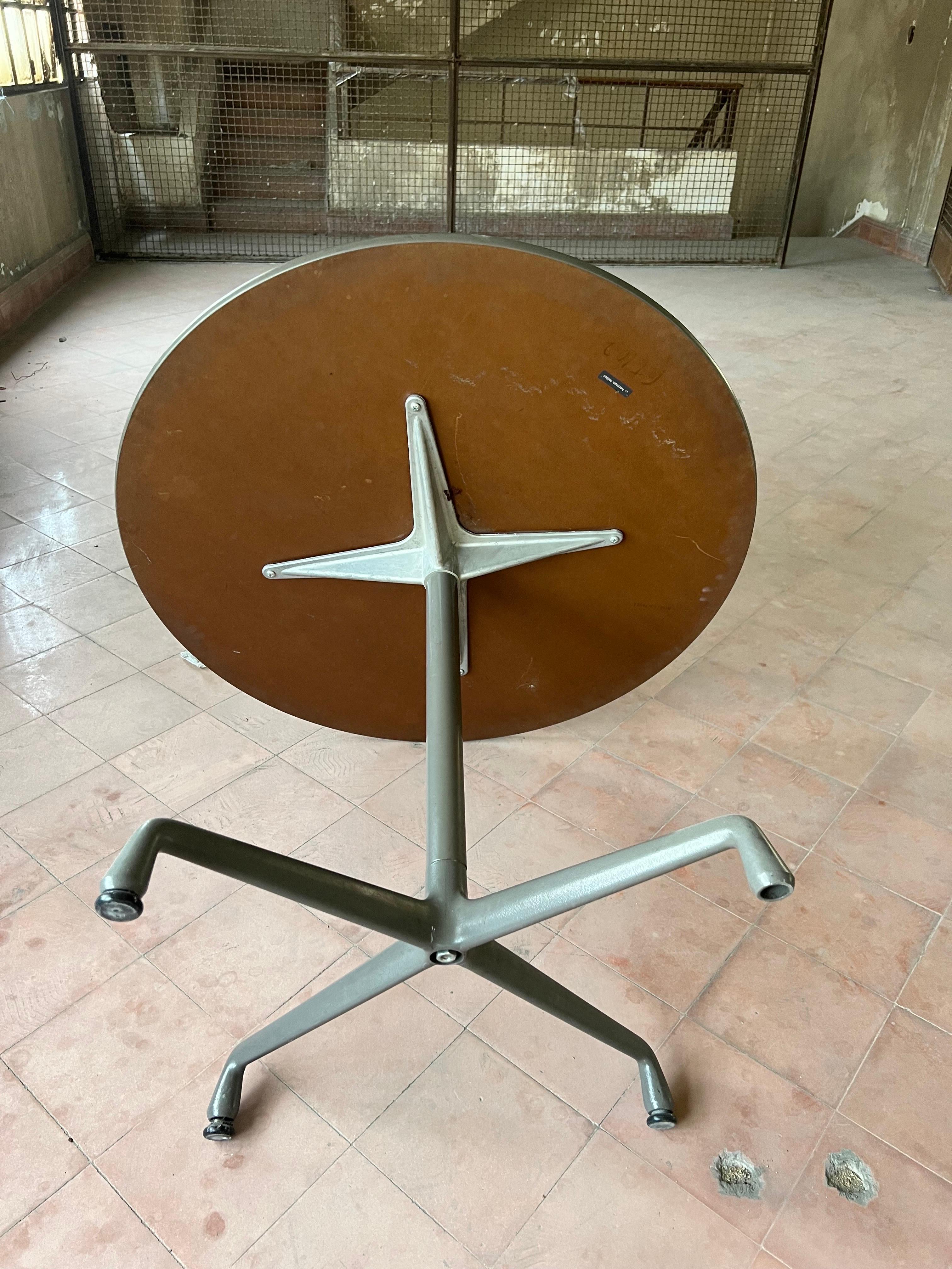 Late 20th Century Eames Table for Herman Miller For Sale